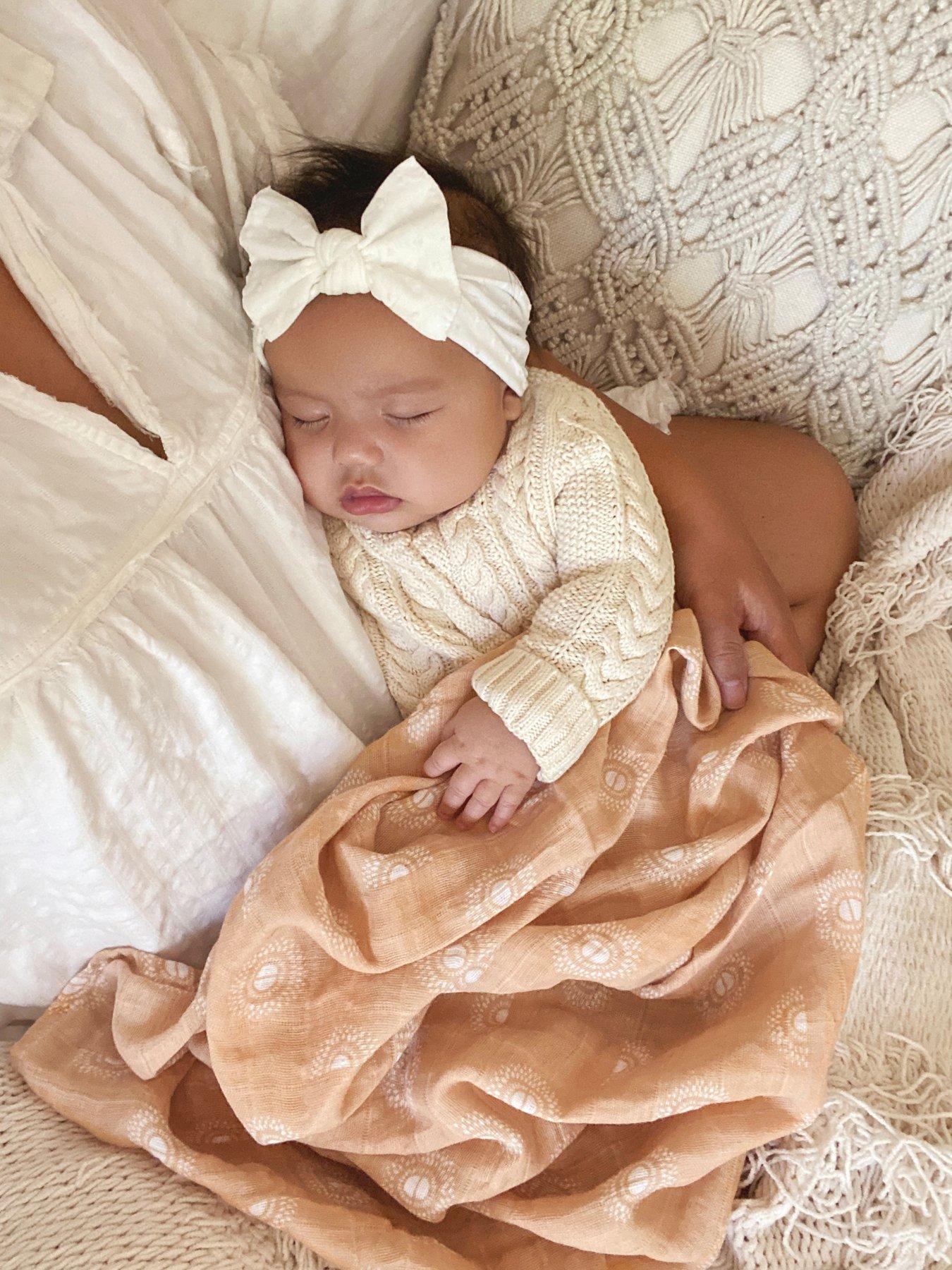 Image 6 of 6 of aden + anais Keep Rising - Large Swaddles 2 Pack Cotton Muslin