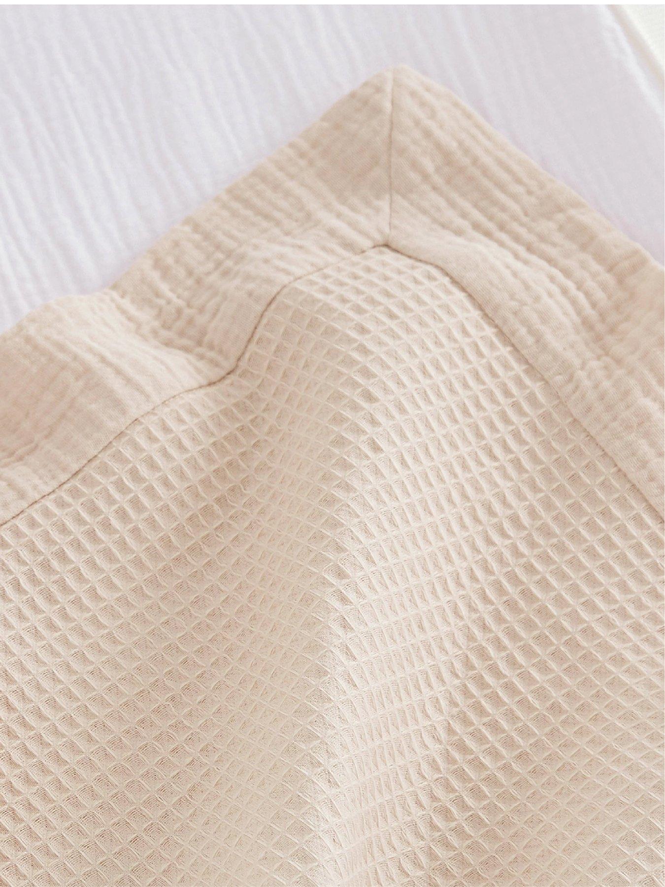 Image 5 of 7 of CuddleCo Comforter blanket - Cashmere Waffle