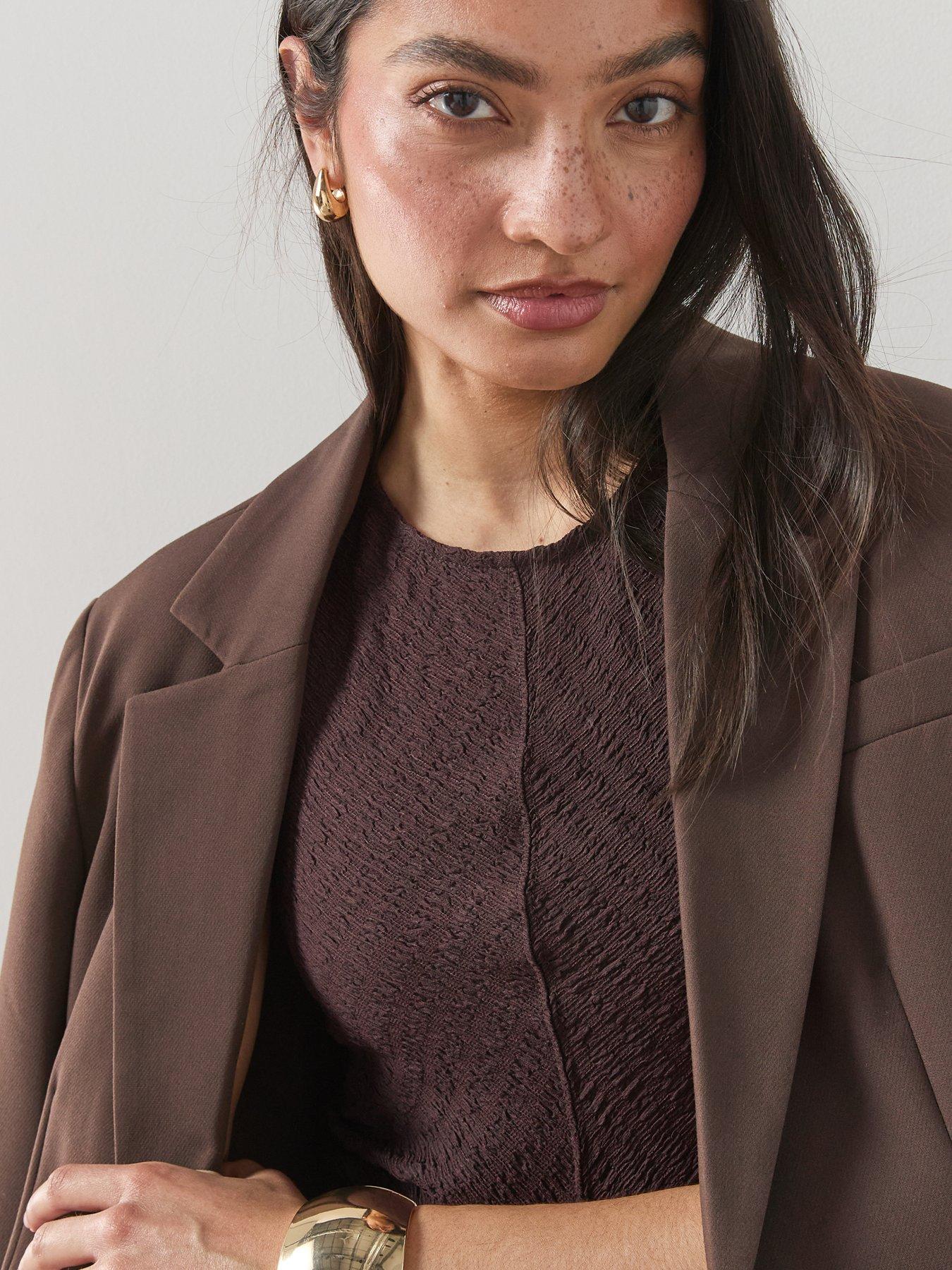 Image 4 of 6 of The Very Collection Ruched Side Textured Maxi Dress - Brown
