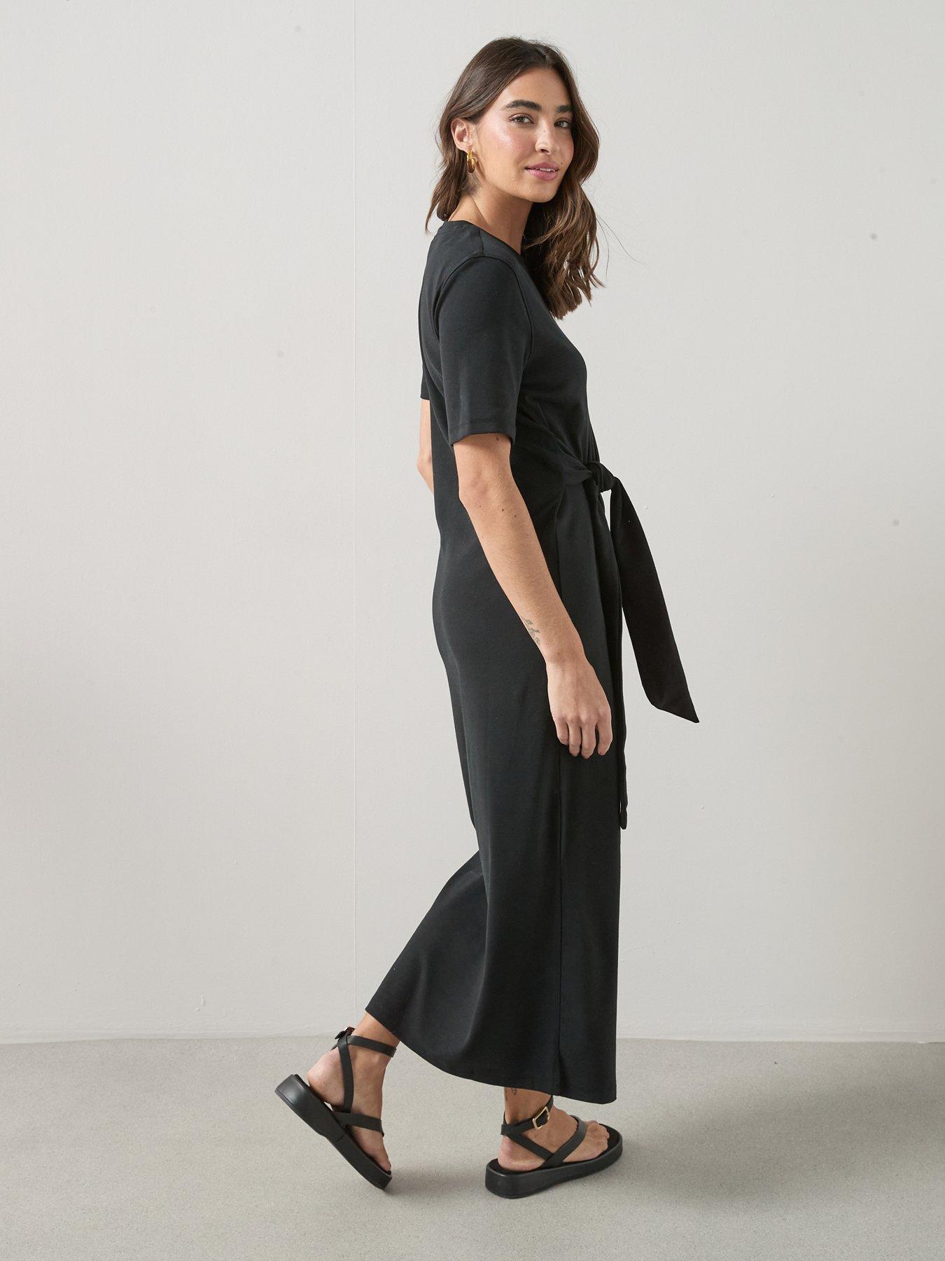 Image 5 of 6 of The Very Collection Tie Waist Midi Dress - Black
