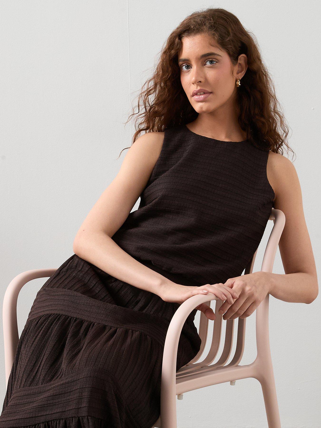 Image 4 of 6 of The Very Collection Textured Sleeveless Co-Ord Top - Brown