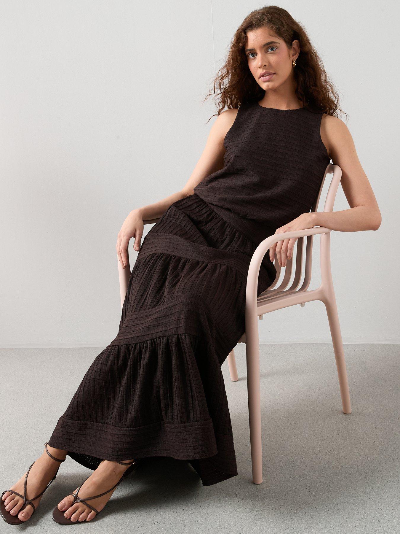 Image 6 of 6 of The Very Collection Textured Panel Co-Ord Maxi Skirt - Brown