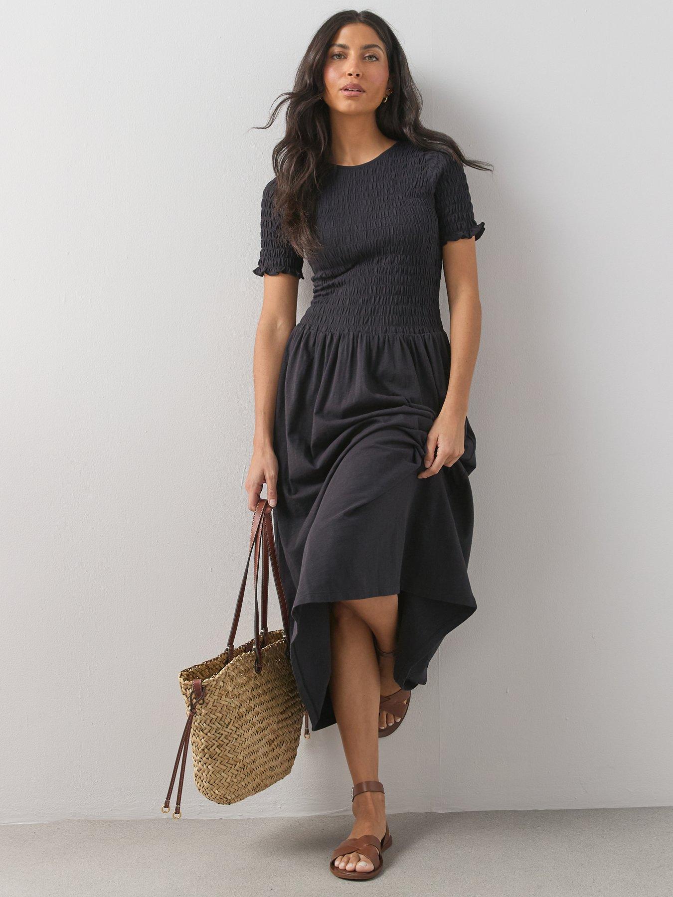 Image 3 of 6 of The Very Collection Shirred Bodice Midi Dress - Black