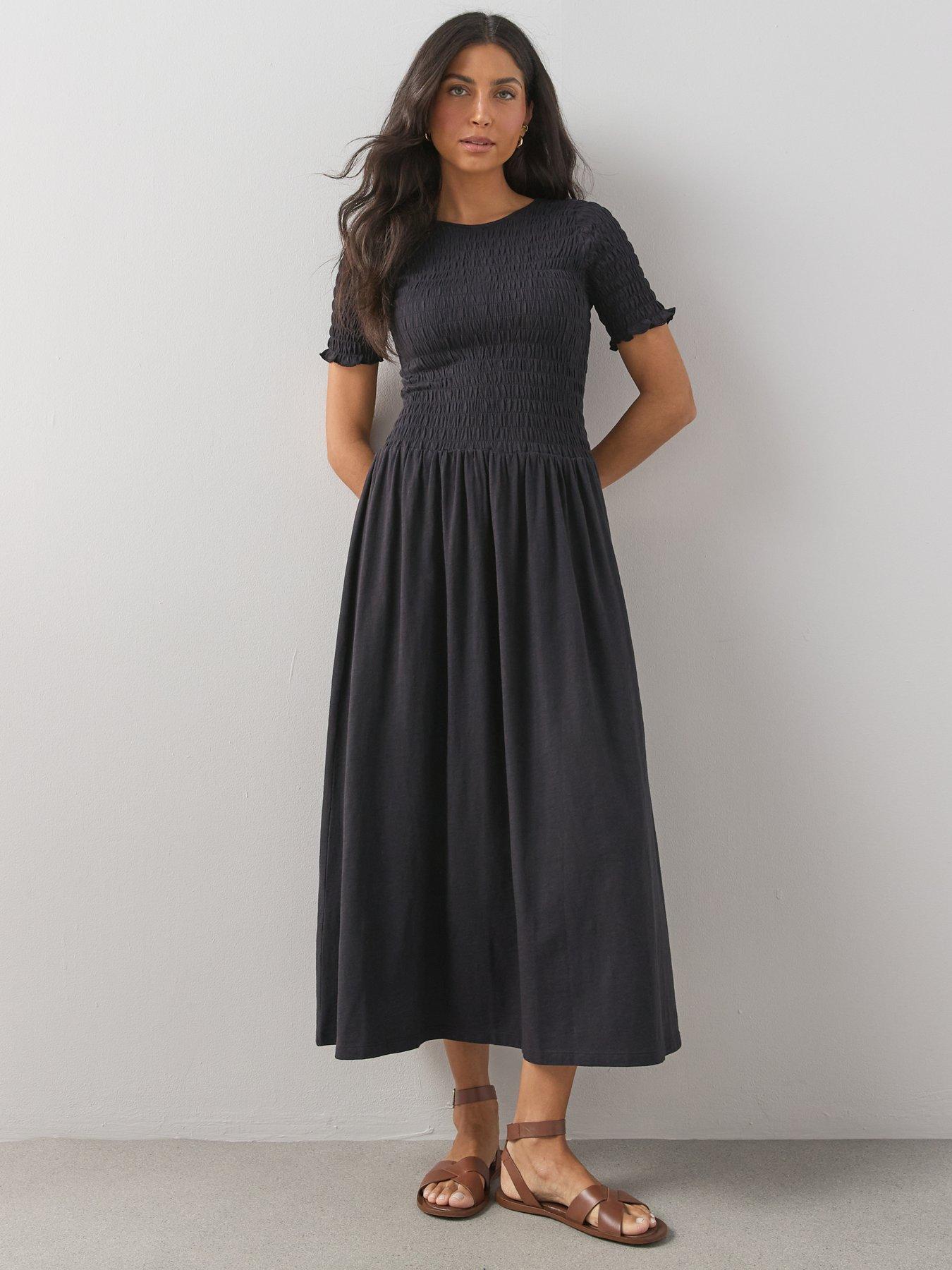 Image 5 of 6 of The Very Collection Shirred Bodice Midi Dress - Black