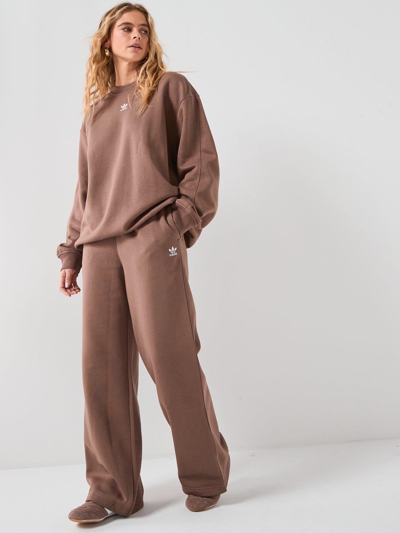 Image 4 of 6 of adidas Originals Women's Essentials Wide Leg Fleece Pants - Brown