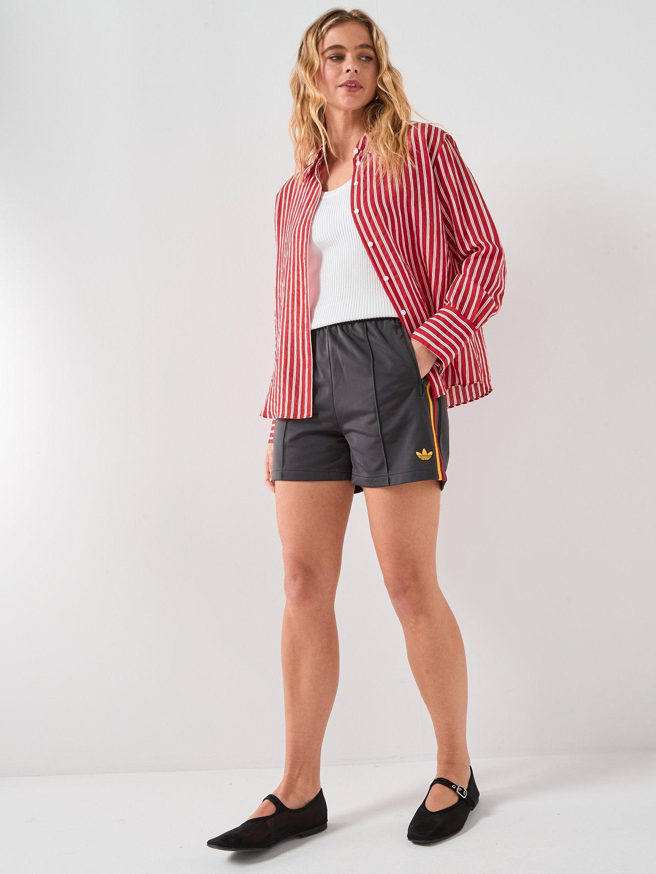 Image 3 of 6 of adidas Originals Women's Firebird Relaxed Fit Classic Shorts - Black