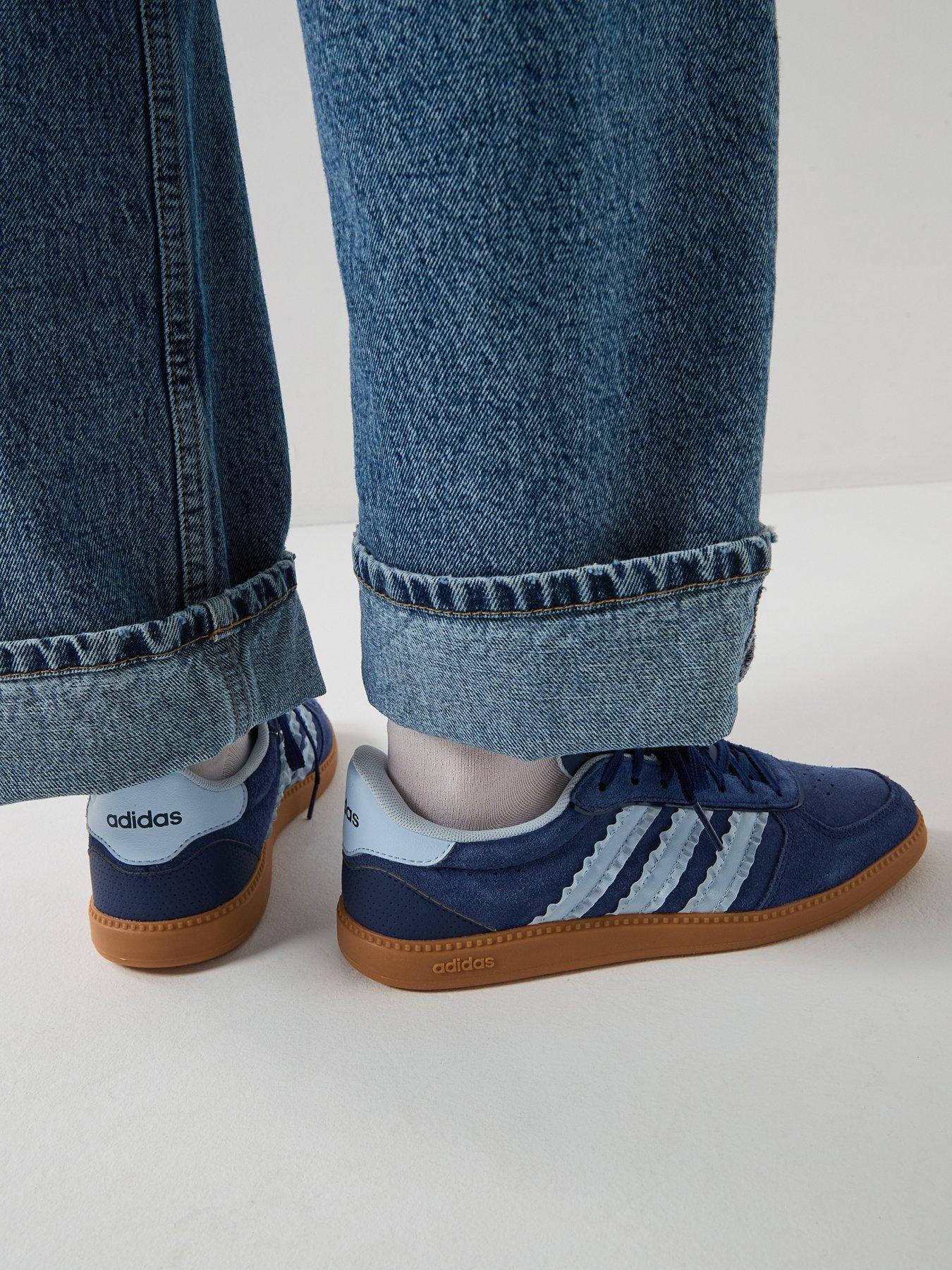 adidas Sportswear Womens Breaknet Sleek, Dkblue/Crsk/Gum10, Size 3.5, Women