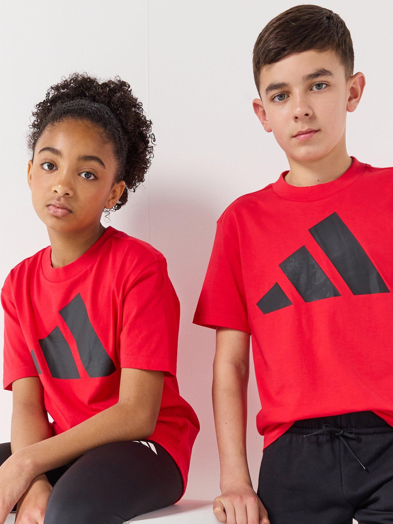 Image 4 of 6 of adidas Sportswear Junior Unisex Essentials T-Shirt - Red