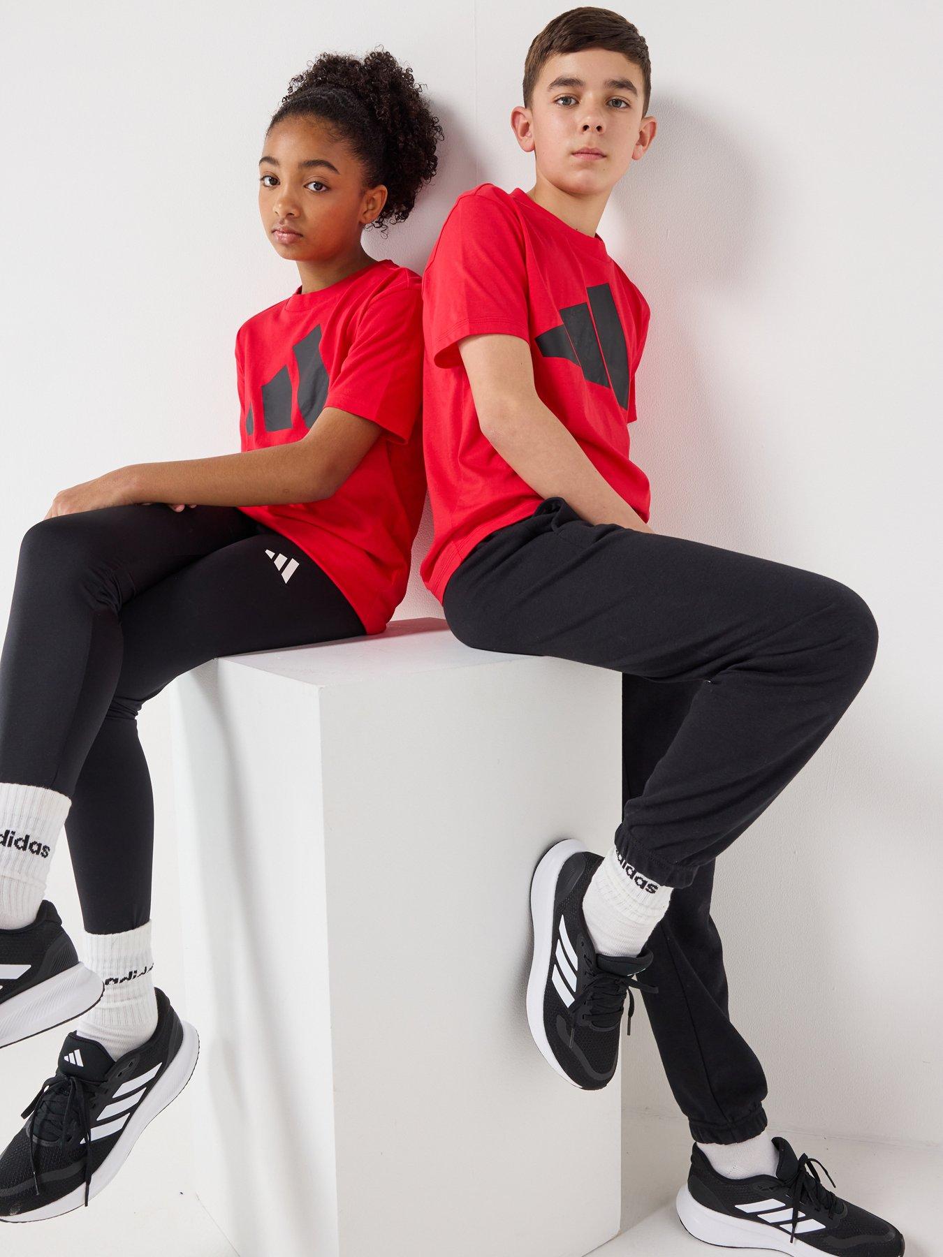 Image 5 of 6 of adidas Sportswear Junior Unisex Essentials T-Shirt - Red