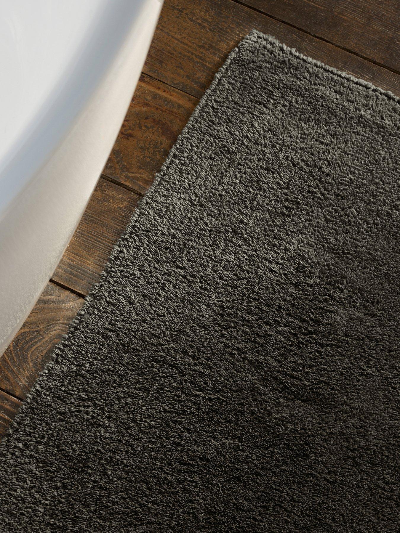 Christy Reversible Medium Bath Rug