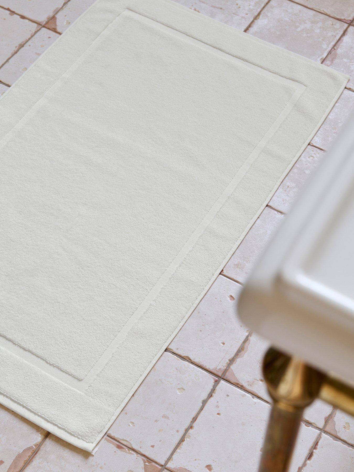 Christy Renaissance Egyptian Cotton Bath Mat Parchment