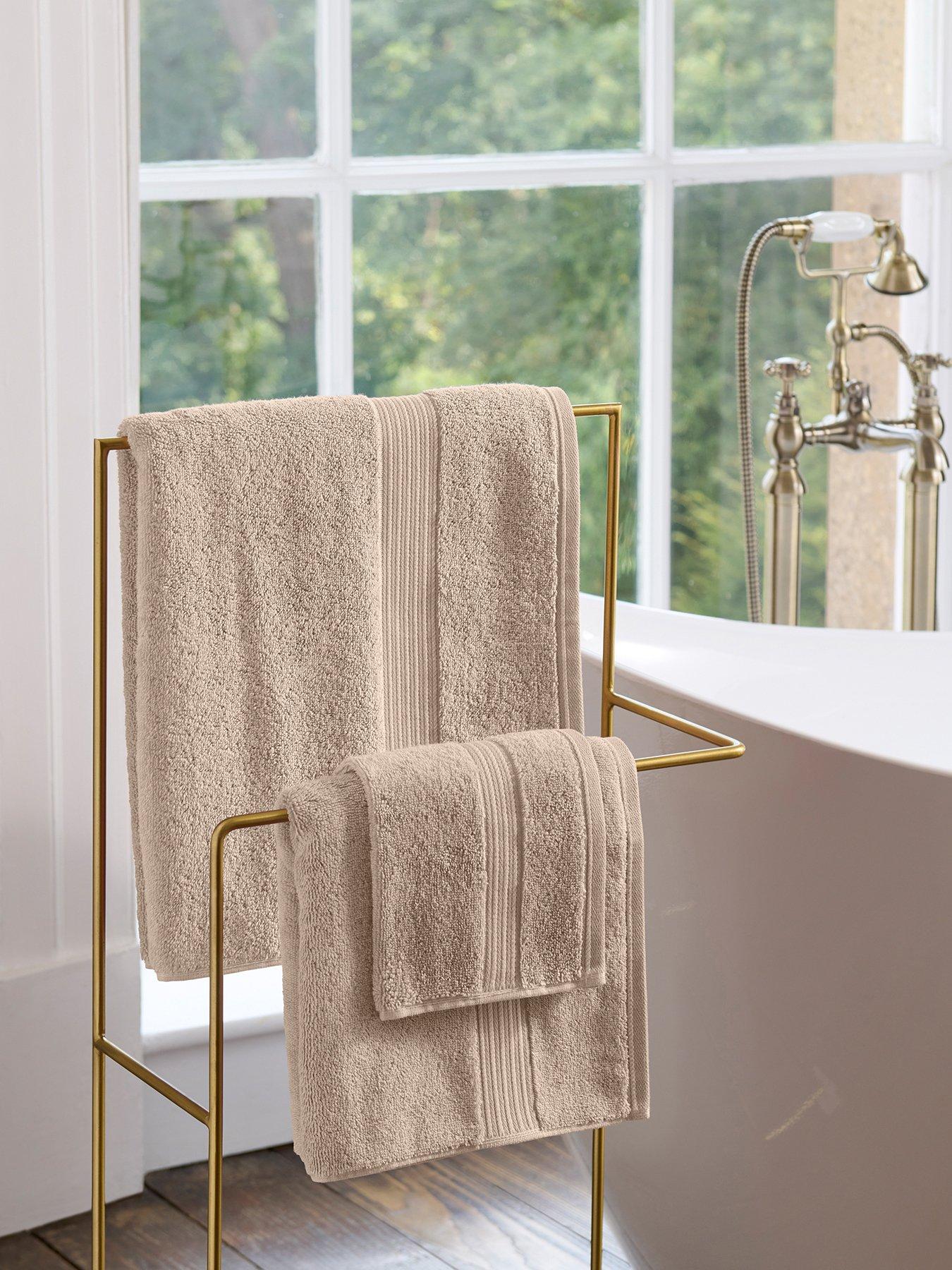 Christy Supreme Hygro Towel Range