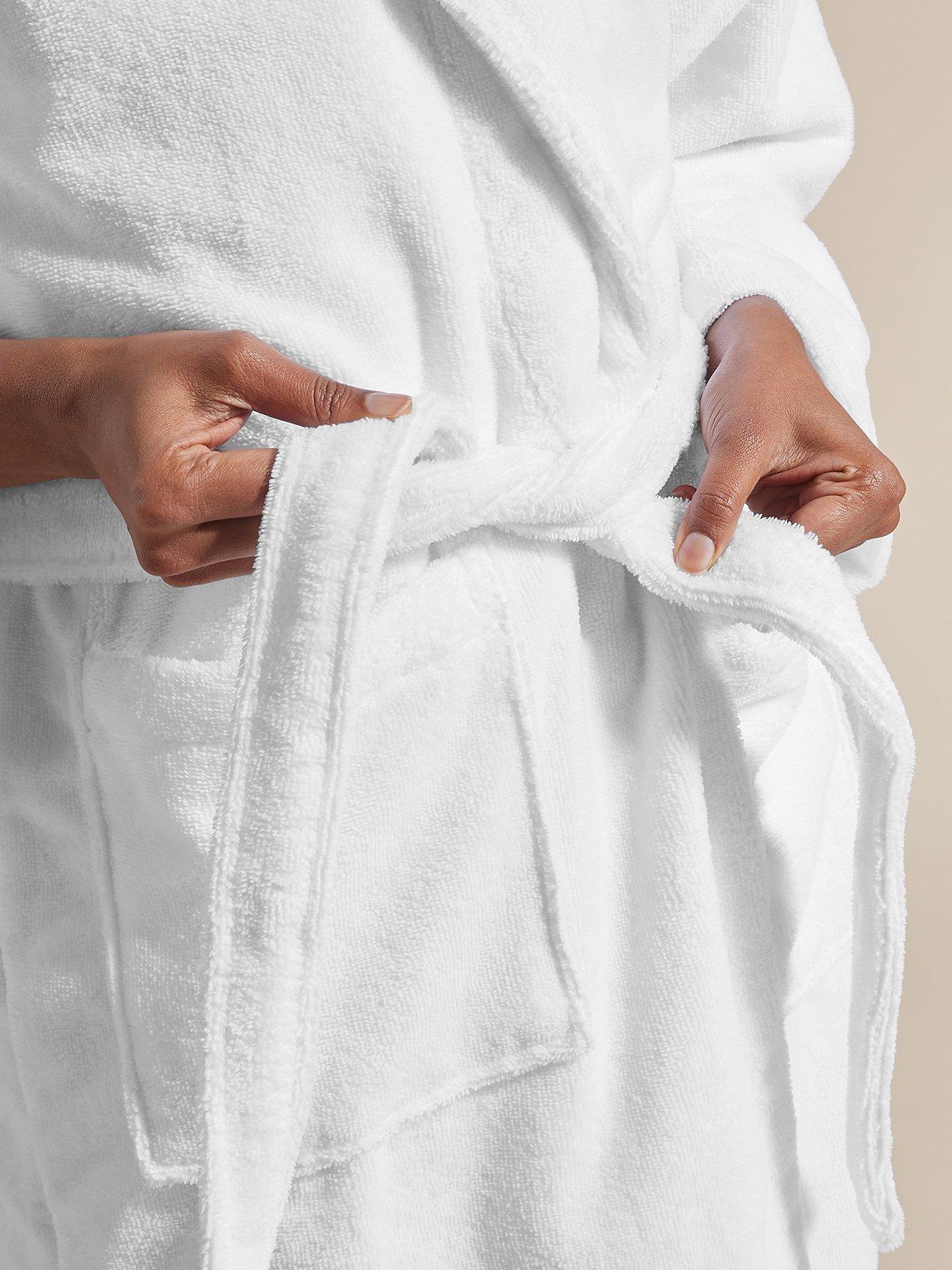 Christy Cosy Supersoft Microvelour Robe