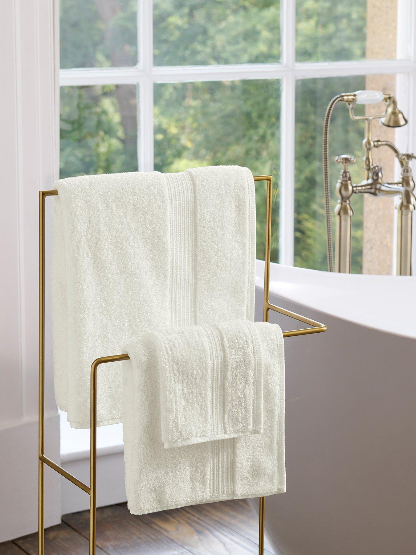 Christy Supreme Hygro Bath Towel