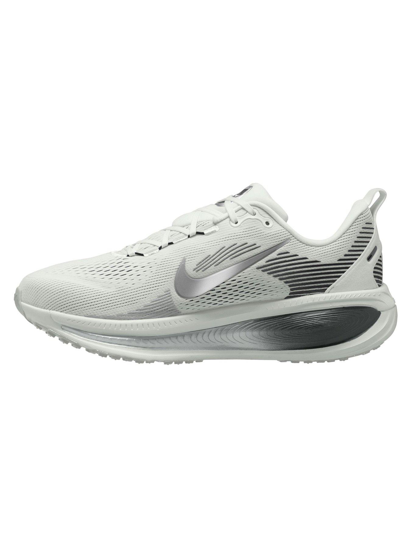 Image 5 of 6 of Nike Mens Running Vomero 18 RR Trainers - White