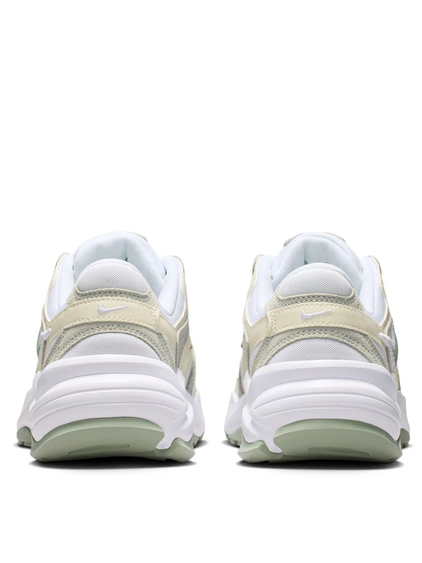 Image 3 of 7 of Nike Women's Al8 Trainers - White
