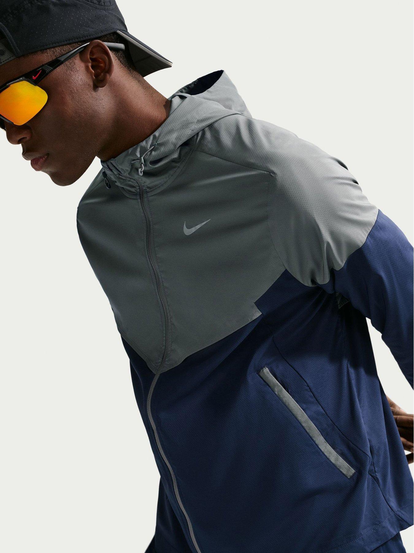 Image 5 of 7 of Nike Mens Running Windrunner Jacket - Grey