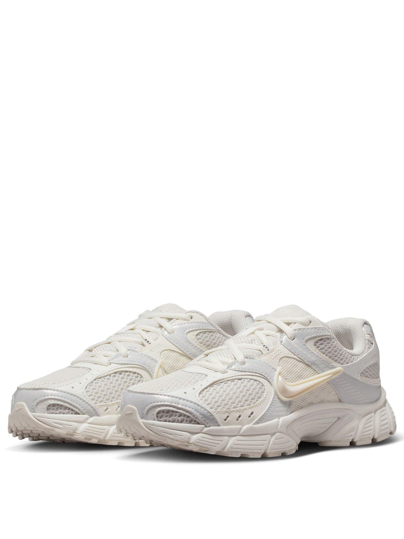 Nike Women's V5 RNR Trainers - Off White | Very