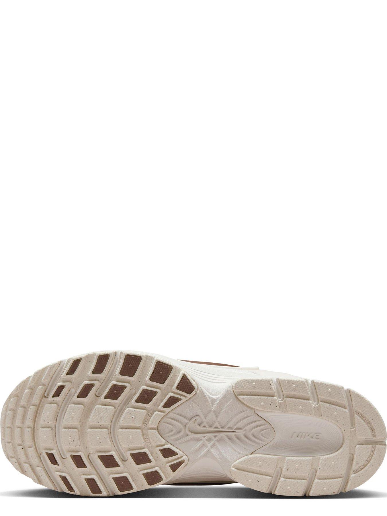 Image 5 of 7 of Nike Women's V5 RNR Trainers - Beige