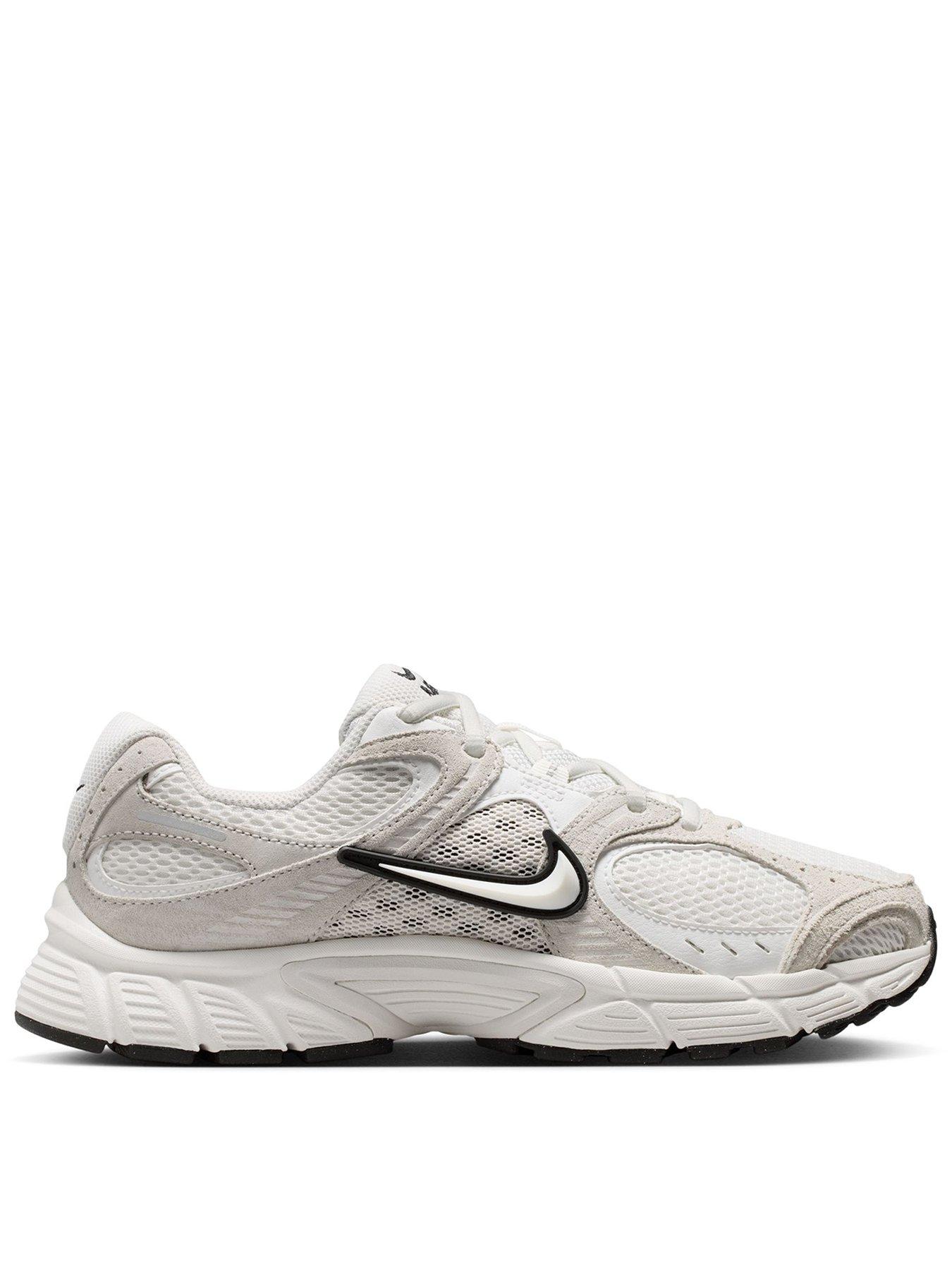 Nike Womens V5 Rnr Trainers - White