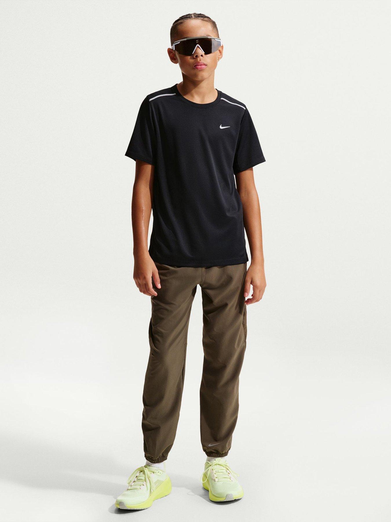 Image 4 of 7 of Nike Boys Junior Dri-FIT Short Sleeve Top - Black