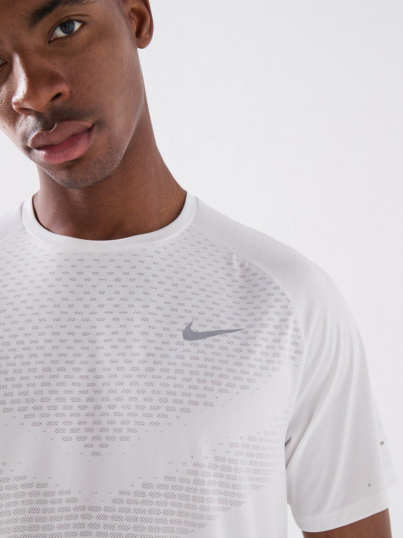 Image 4 of 6 of Nike Mens Running Stride Dri-FIT ADV Short Sleeve Top - White
