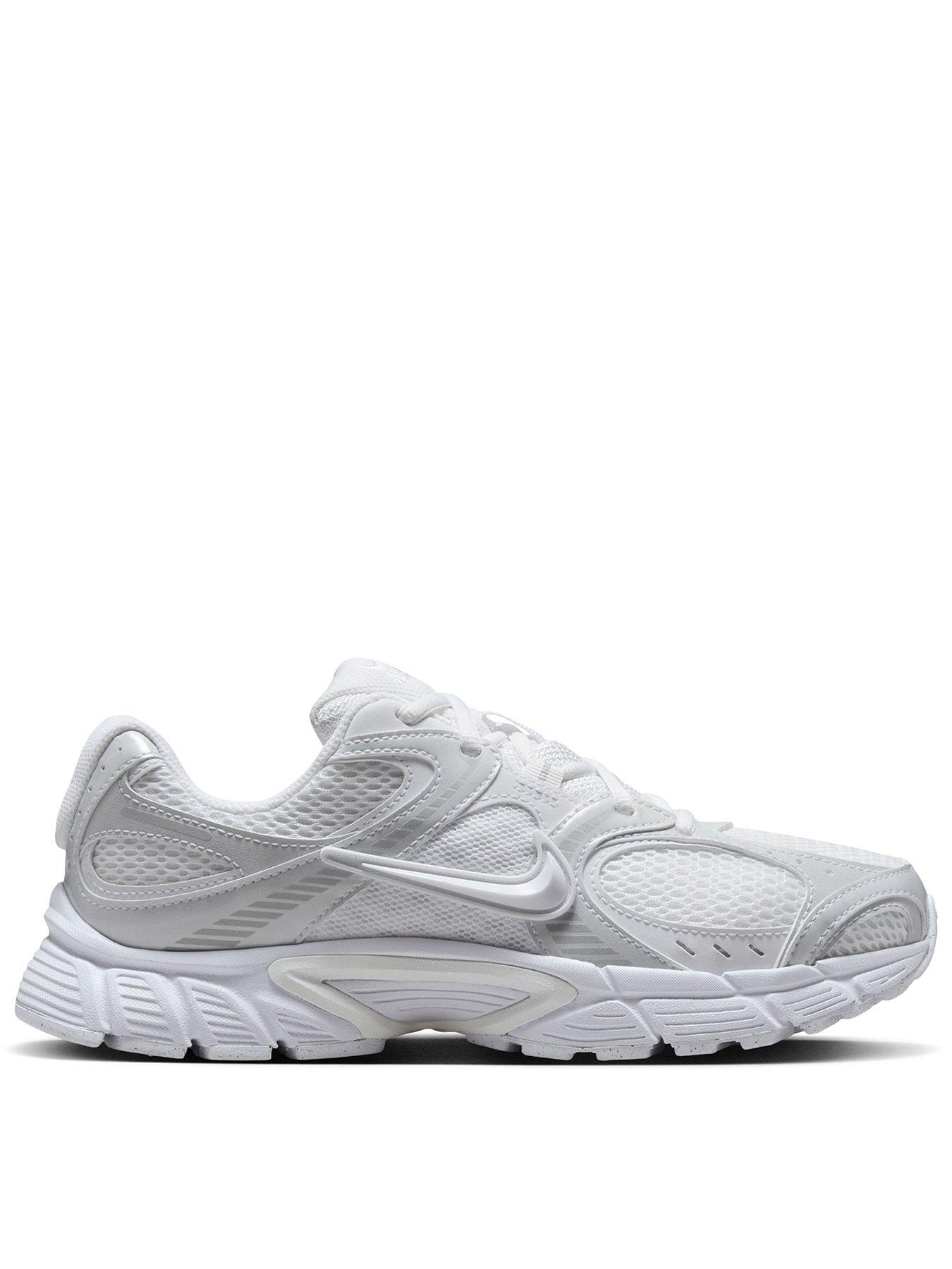 Nike Women's V5 RNR Trainers - White