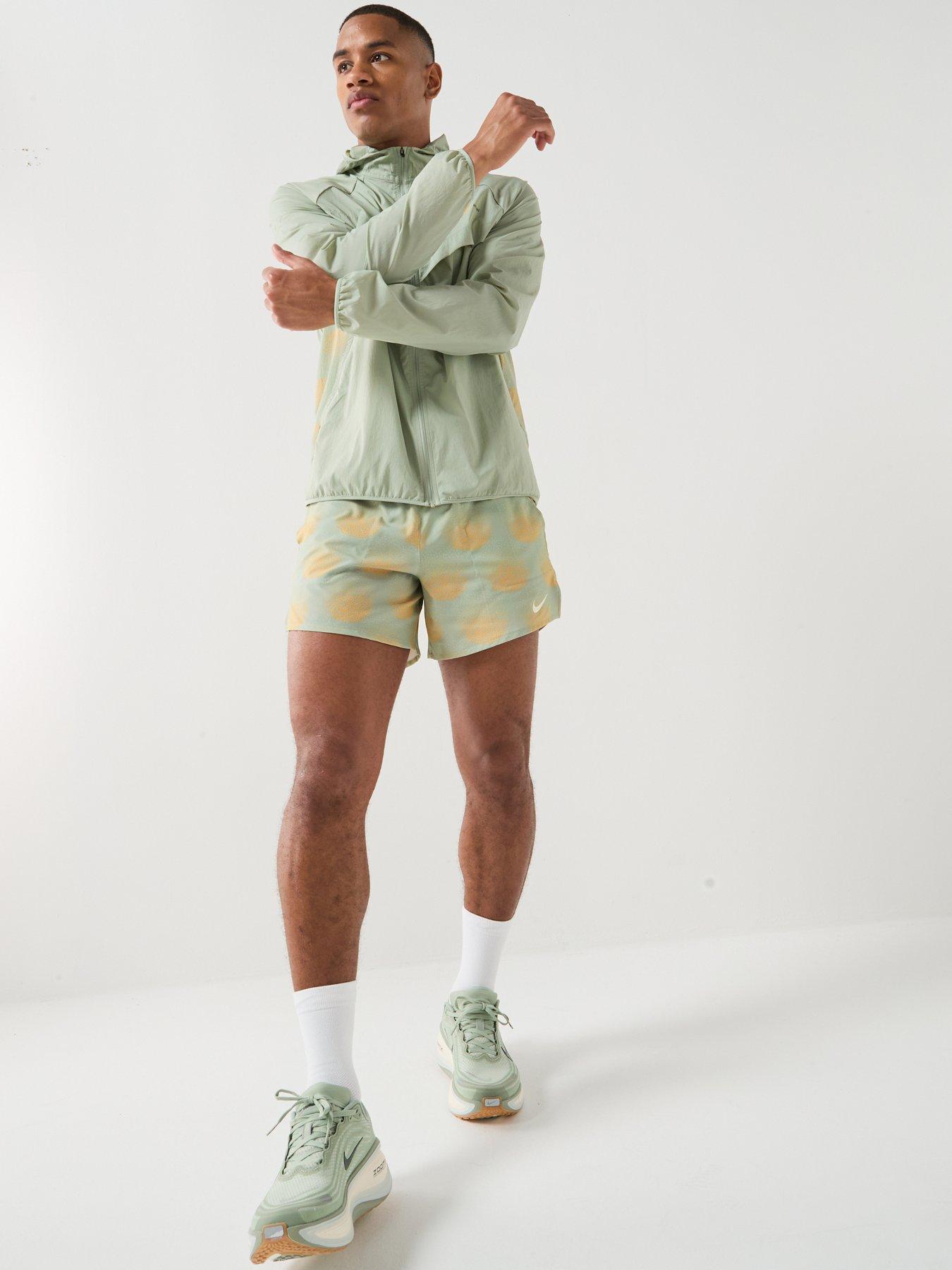 Image 6 of 7 of Nike Mens Running UV Repel Jacket - Green