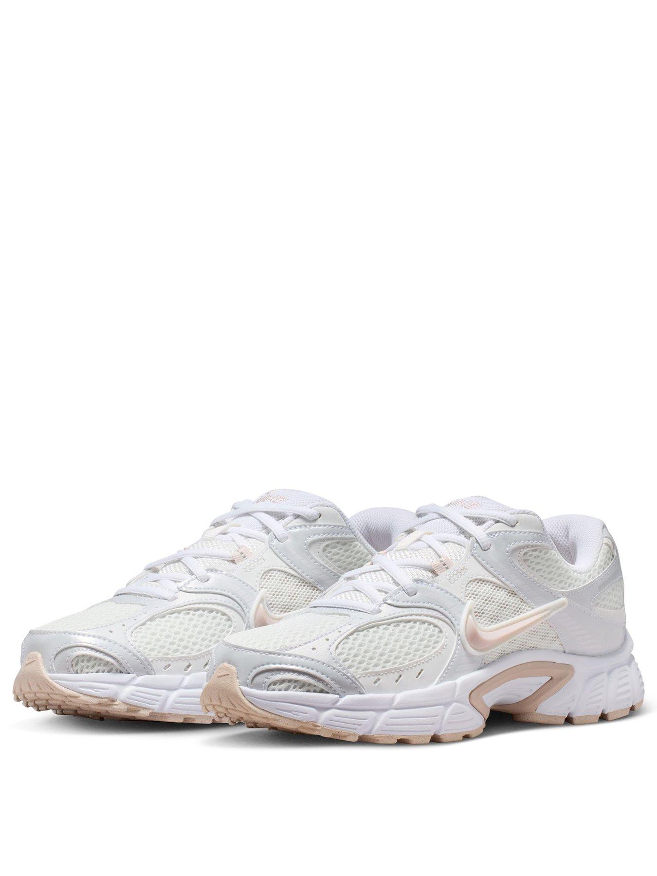 Image 2 of 8 of Nike Womens V5 RNR Trainers - White
