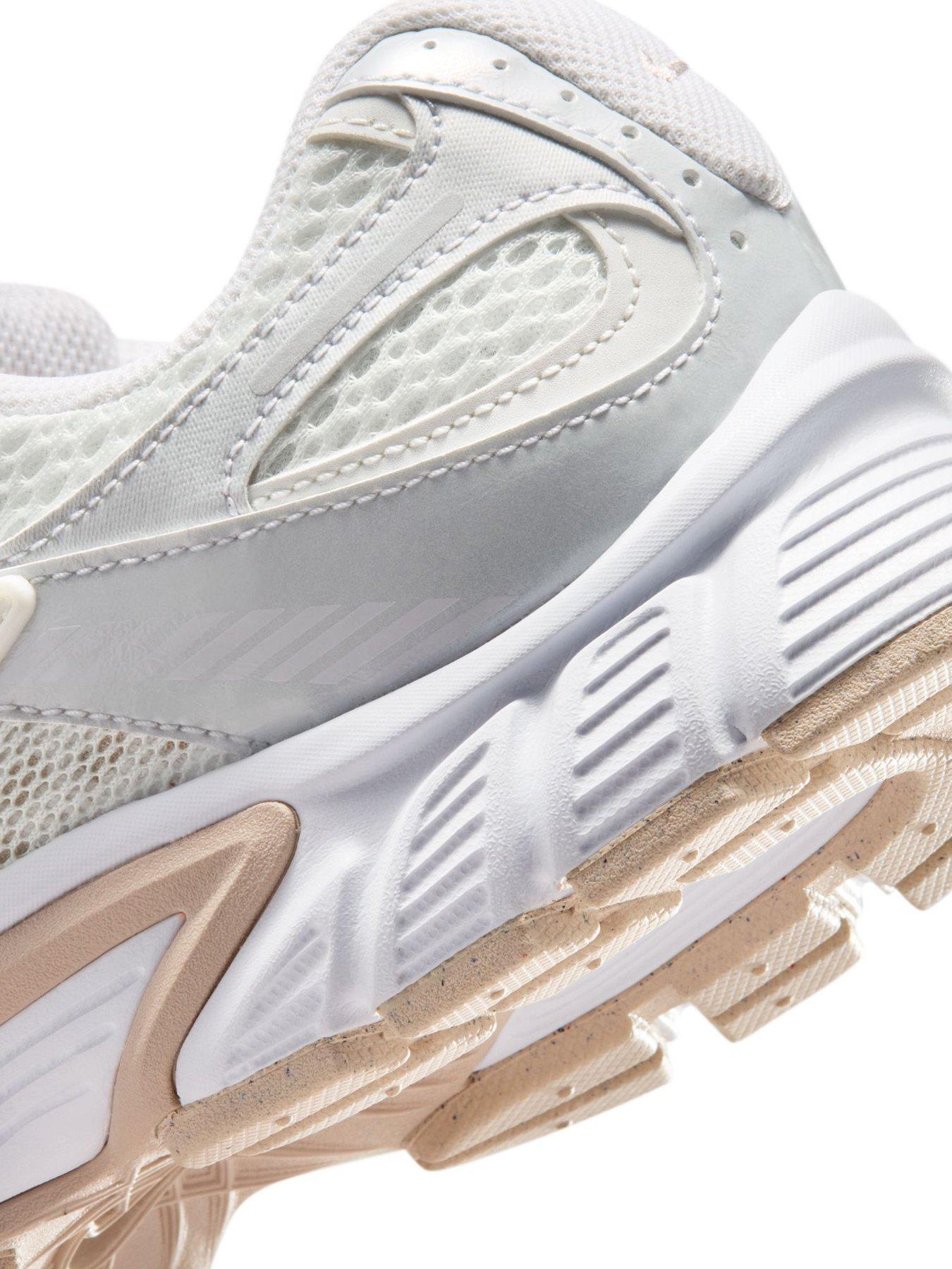 Image 7 of 8 of Nike Womens V5 RNR Trainers - White