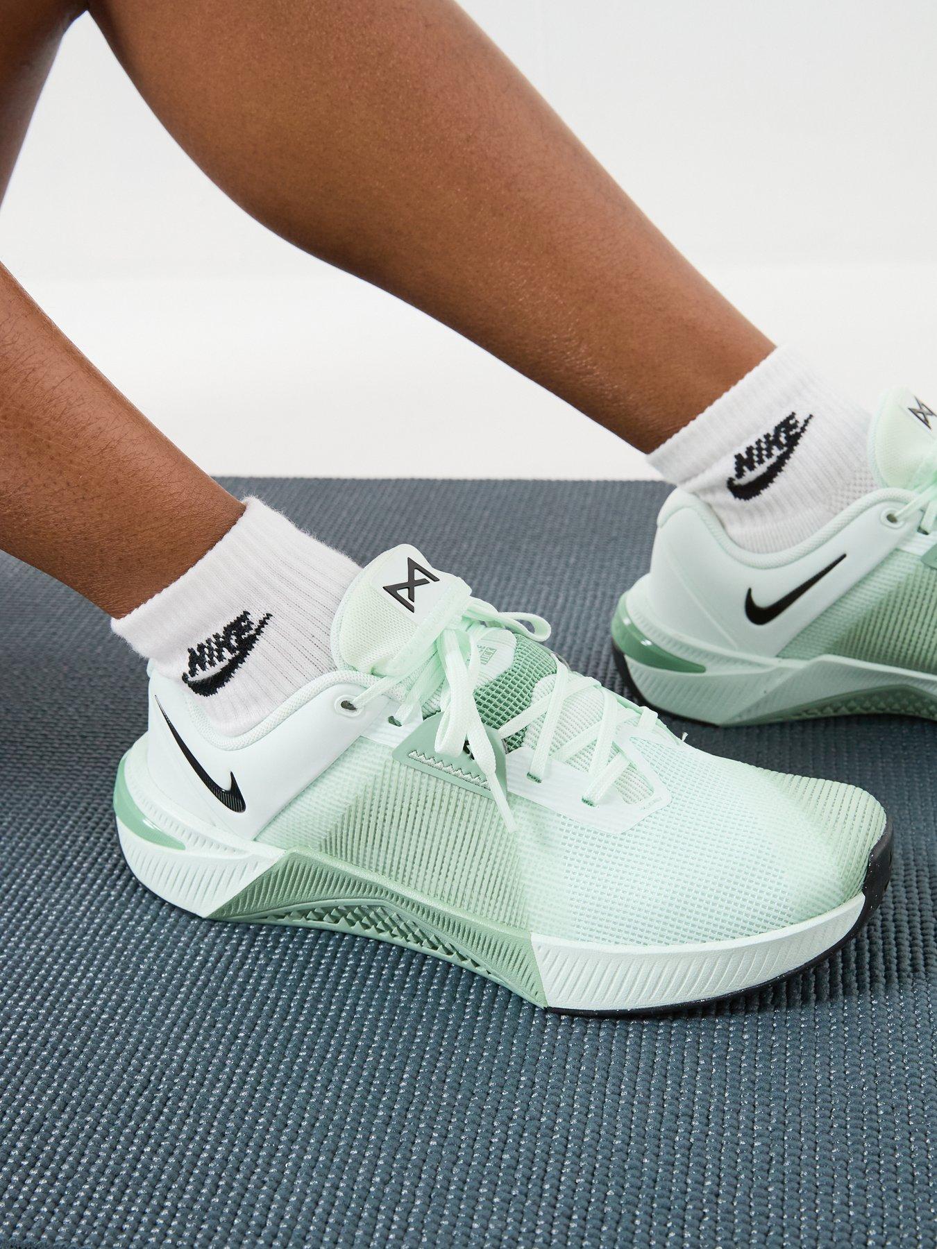 Nike Womens Training Metcon 10 Trainers, Barely Green/Black-Steam-, Size 8, Women