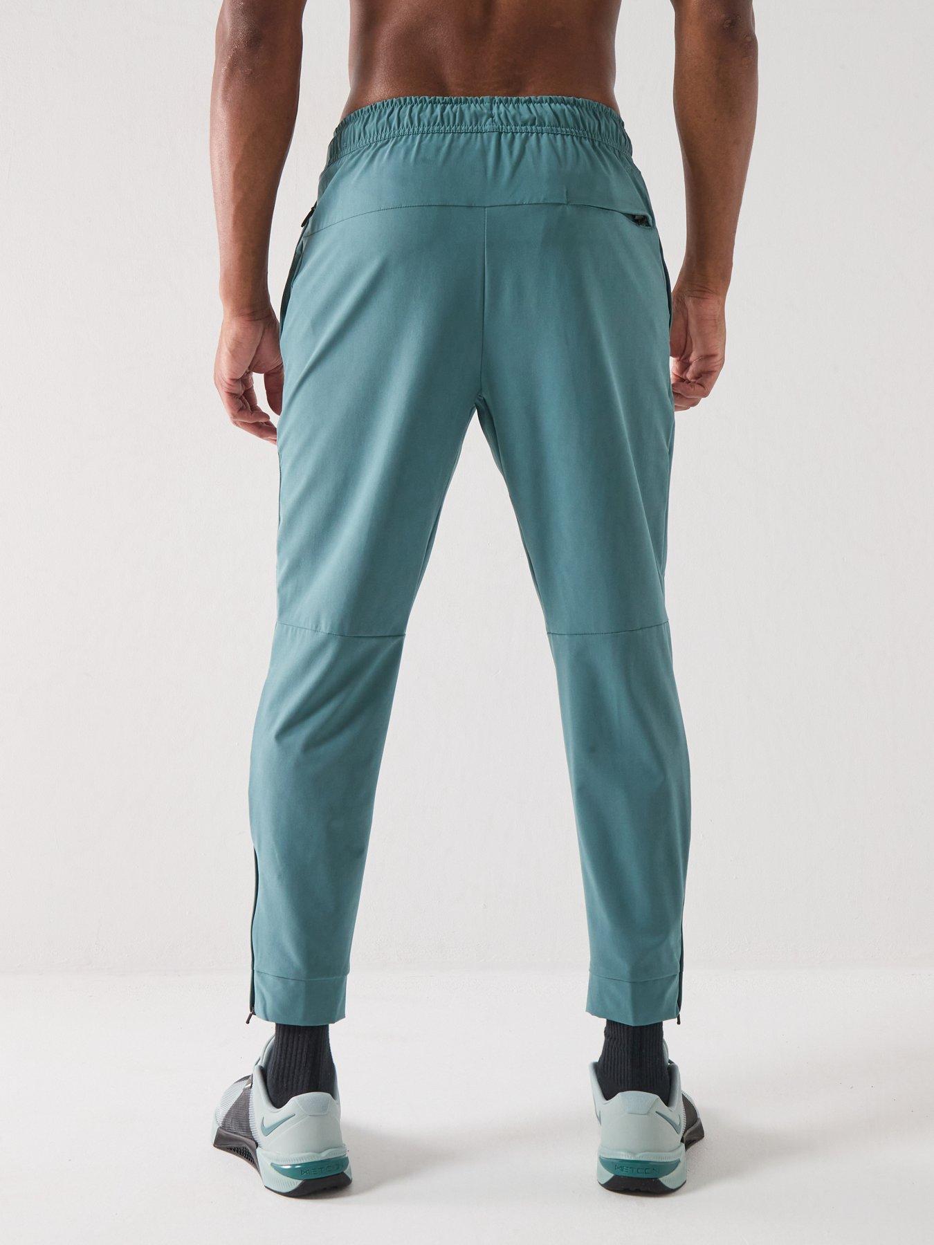 Image 2 of 7 of Nike Mens Training Repel Hooded Versatile Jacket - Green