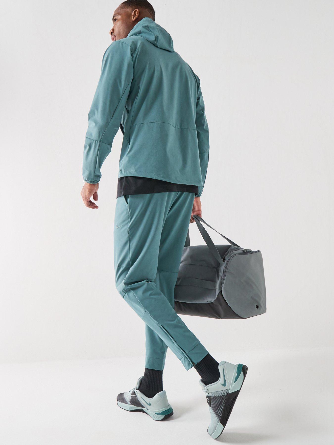 Image 3 of 7 of Nike Mens Training Repel Hooded Versatile Jacket - Green