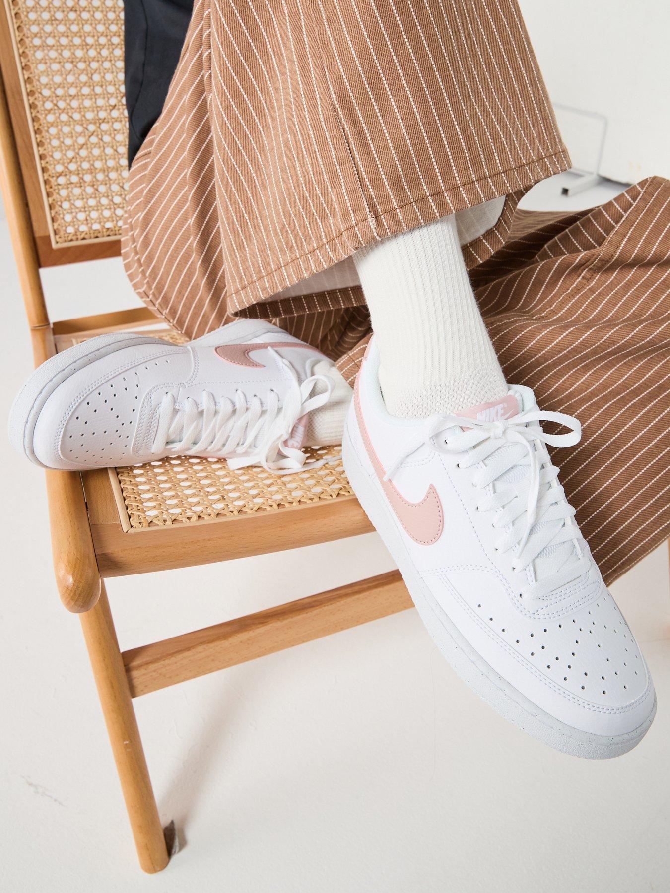 Nike Women'S Court Vision Low Next Nature Trainers - White