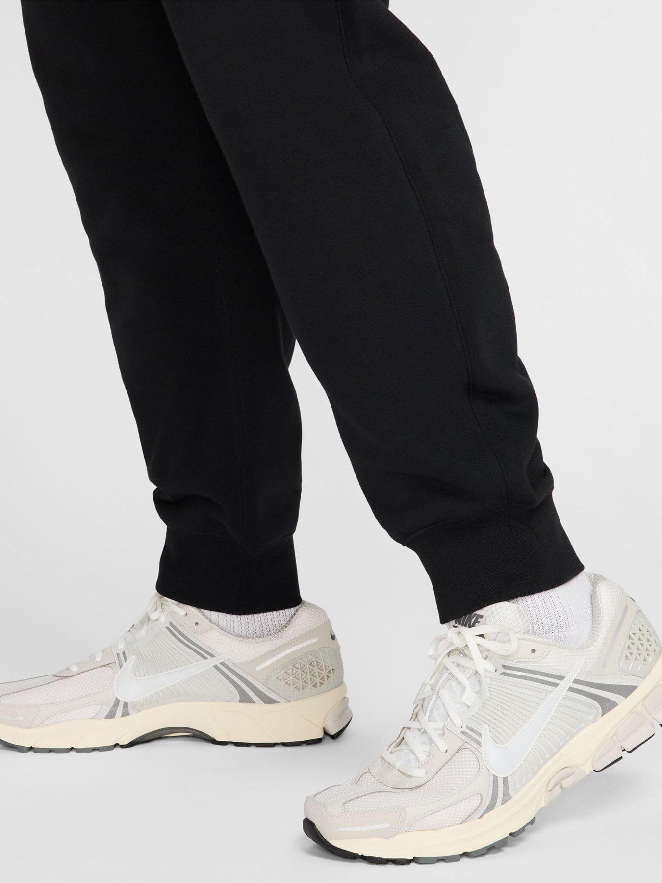 Image 6 of 6 of Nike Mens Club Joggers - Black