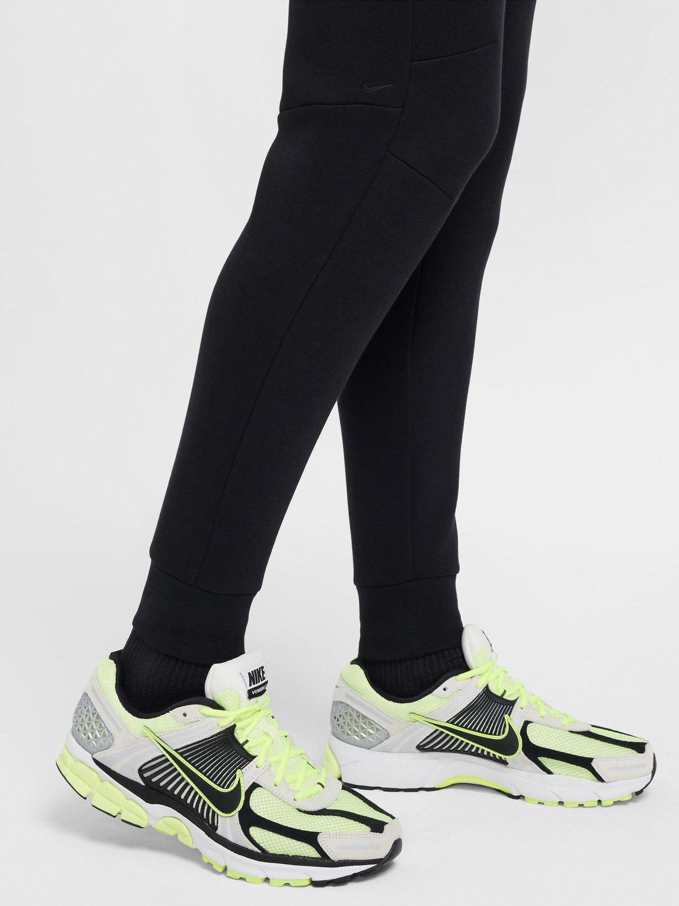 Image 6 of 7 of Nike Mens Tech Fleece Joggers - Black