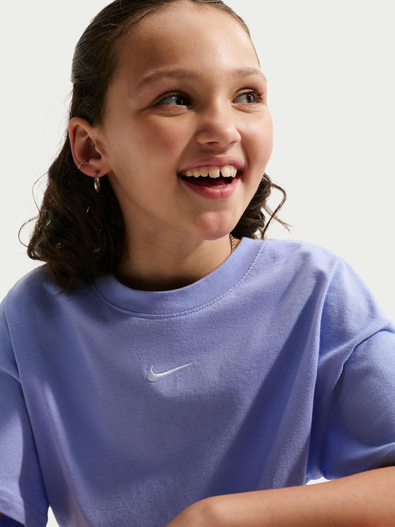 Image 5 of 5 of Nike Big Kids Girls Sportswear Boxy Essential T-Shirt - Blue