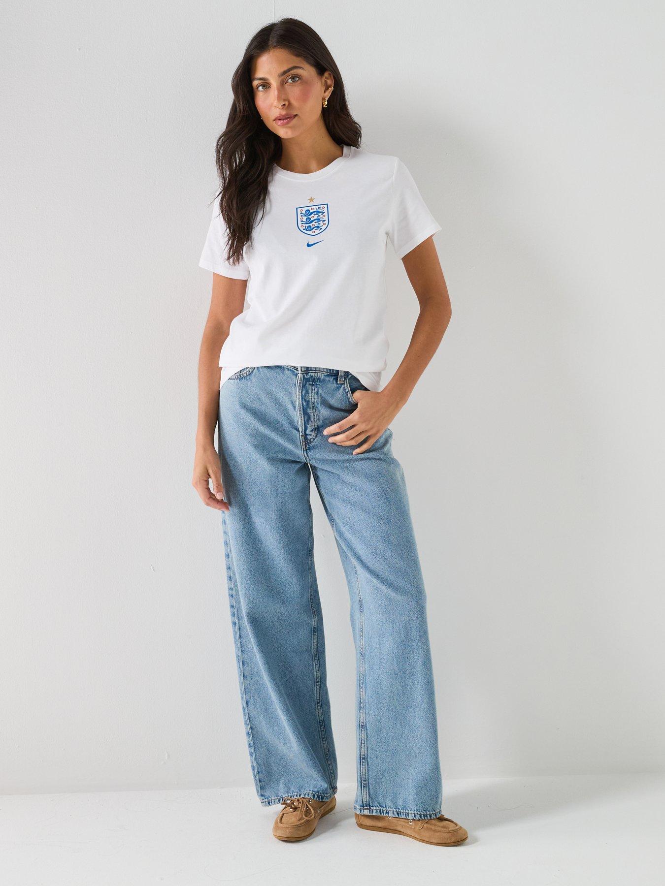 Image 4 of 5 of Nike &nbsp;Womens&nbsp;England Crest T-Shirt - White