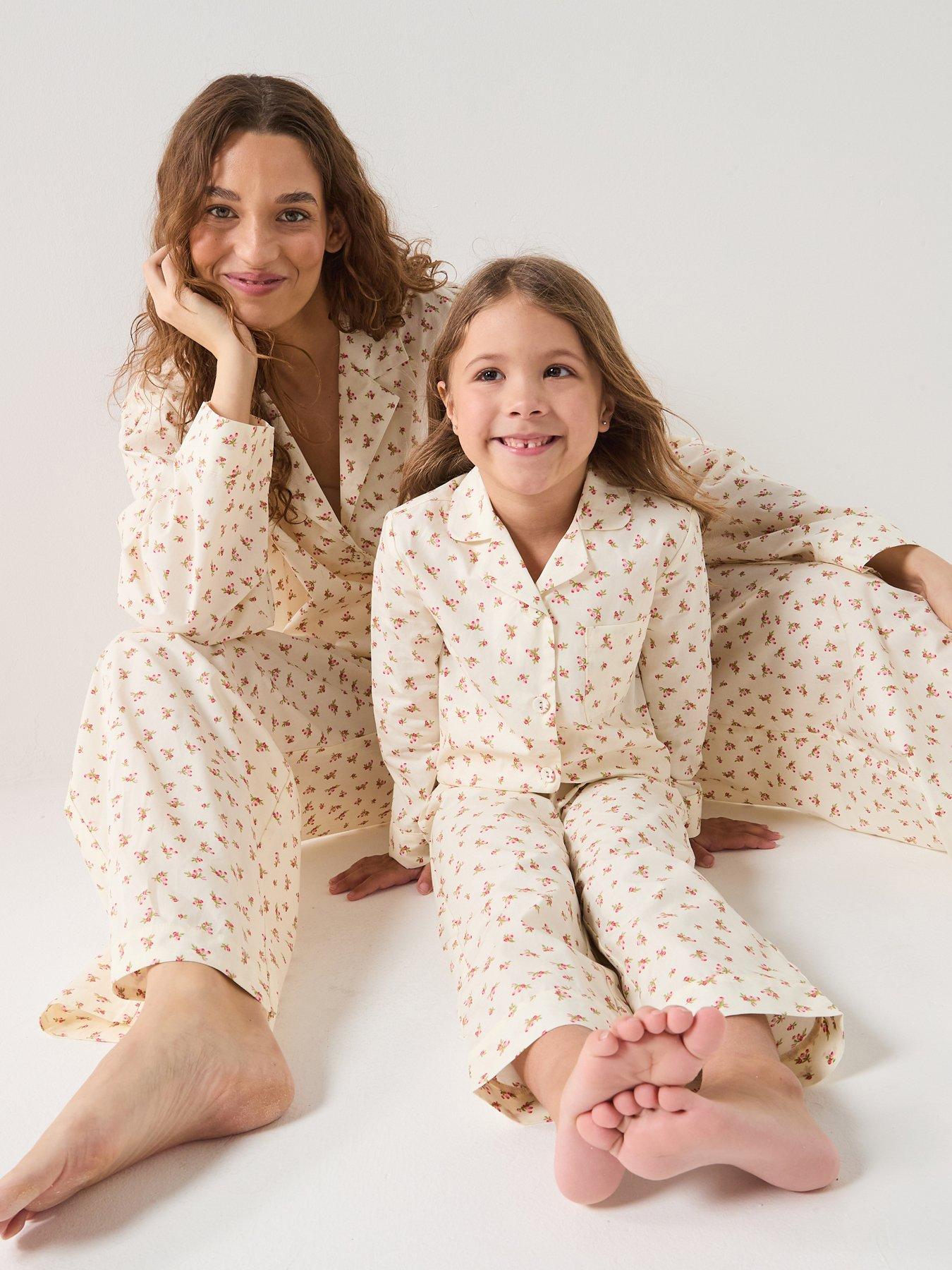 Michelle Keegan Ditsy Print Revere Cotton Pyjamas - Print