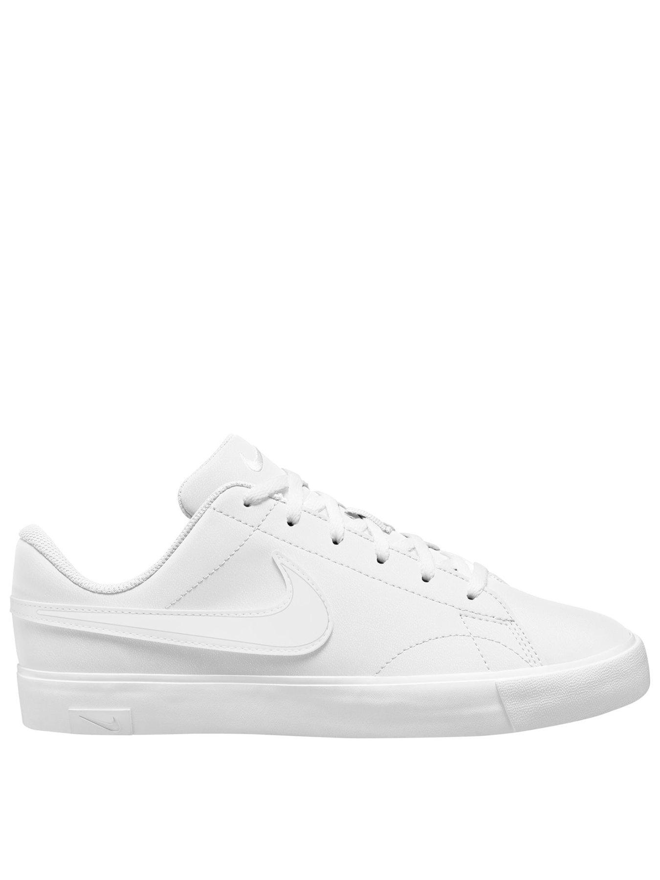 Nike Big Kids' Tennis Essential Trainers, White/White-White, Size 5 Older
