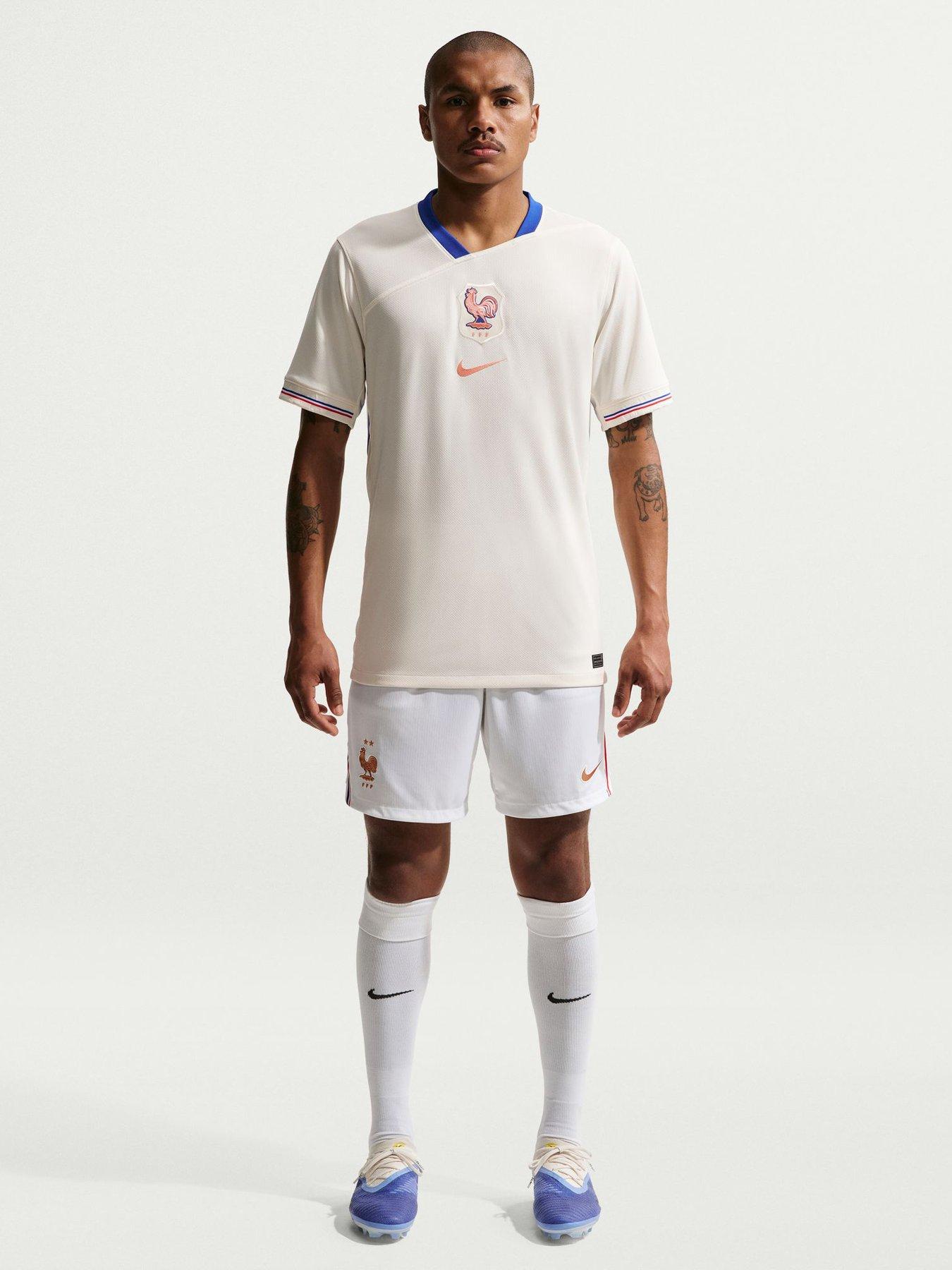 Image 3 of 5 of Nike Men&rsquo;s France 2026 Dri-FIT Stadium Home Shorts &ndash; White