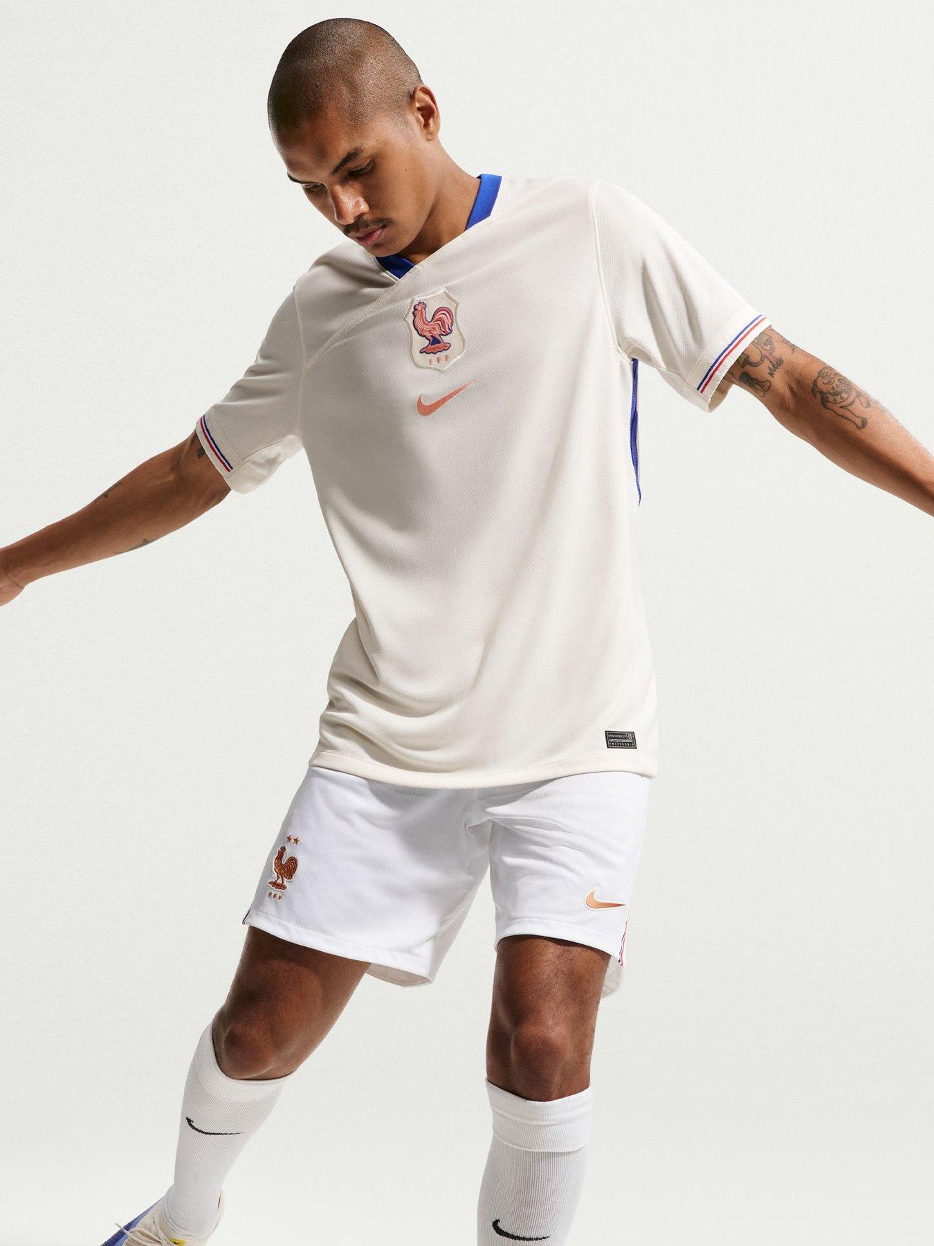 Image 4 of 5 of Nike Men&rsquo;s France 2026 Dri-FIT Stadium Home Shorts &ndash; White