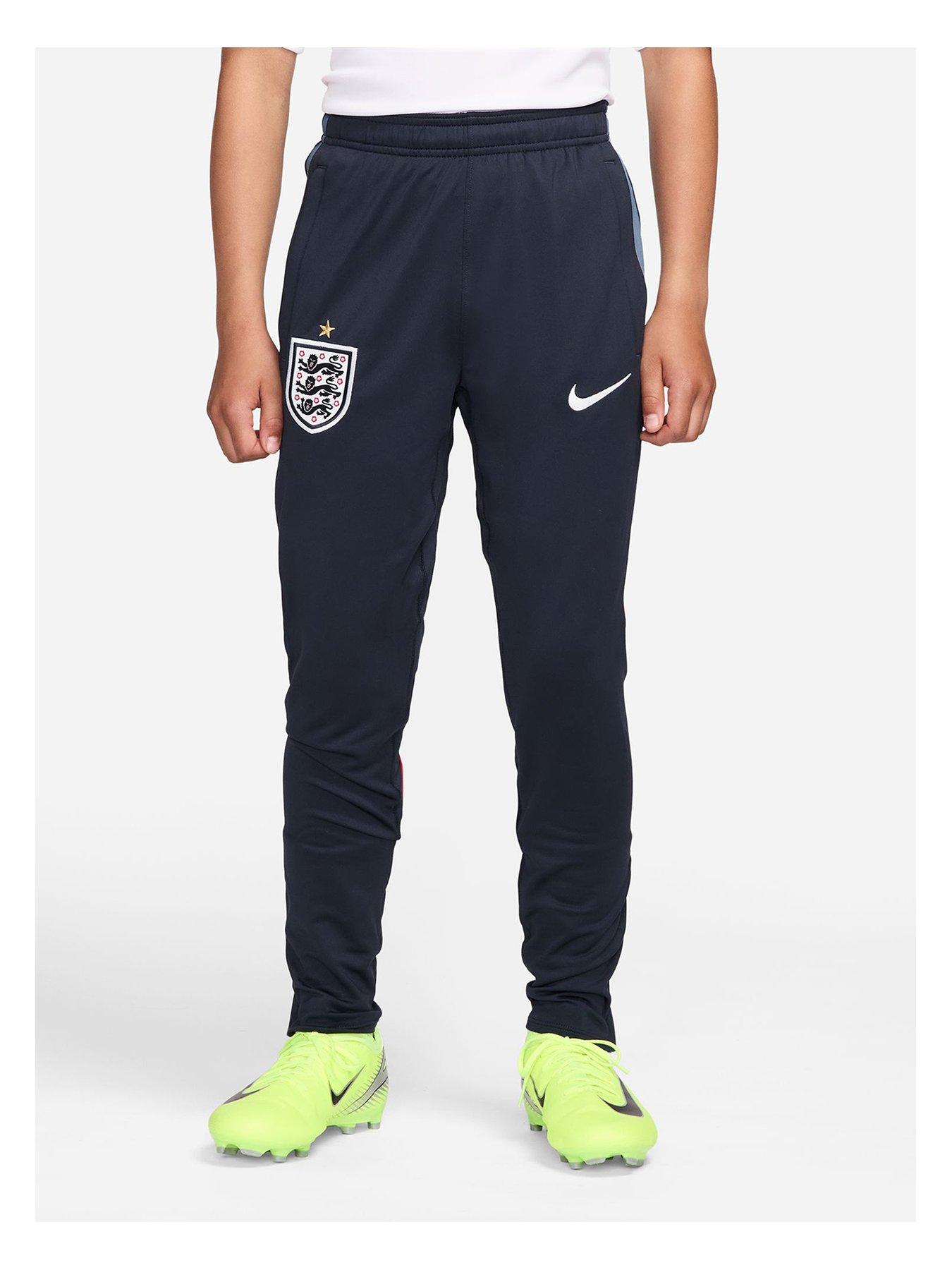 Image 2 of 6 of Nike Older Kids England Strike Pants &ndash; Navy
