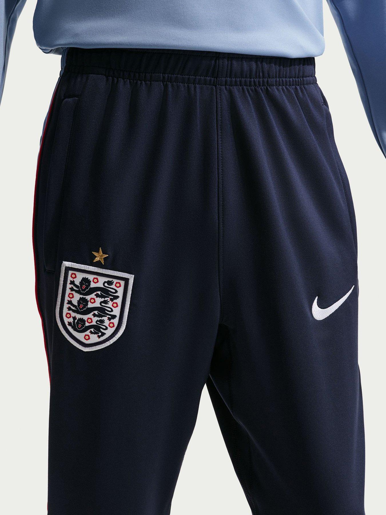 Image 4 of 6 of Nike Older Kids England Strike Pants &ndash; Navy
