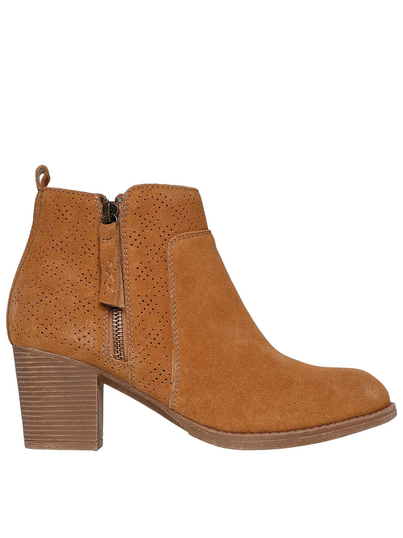 Skechers Taxi - Out In Town Heeled Boot - Chestnut