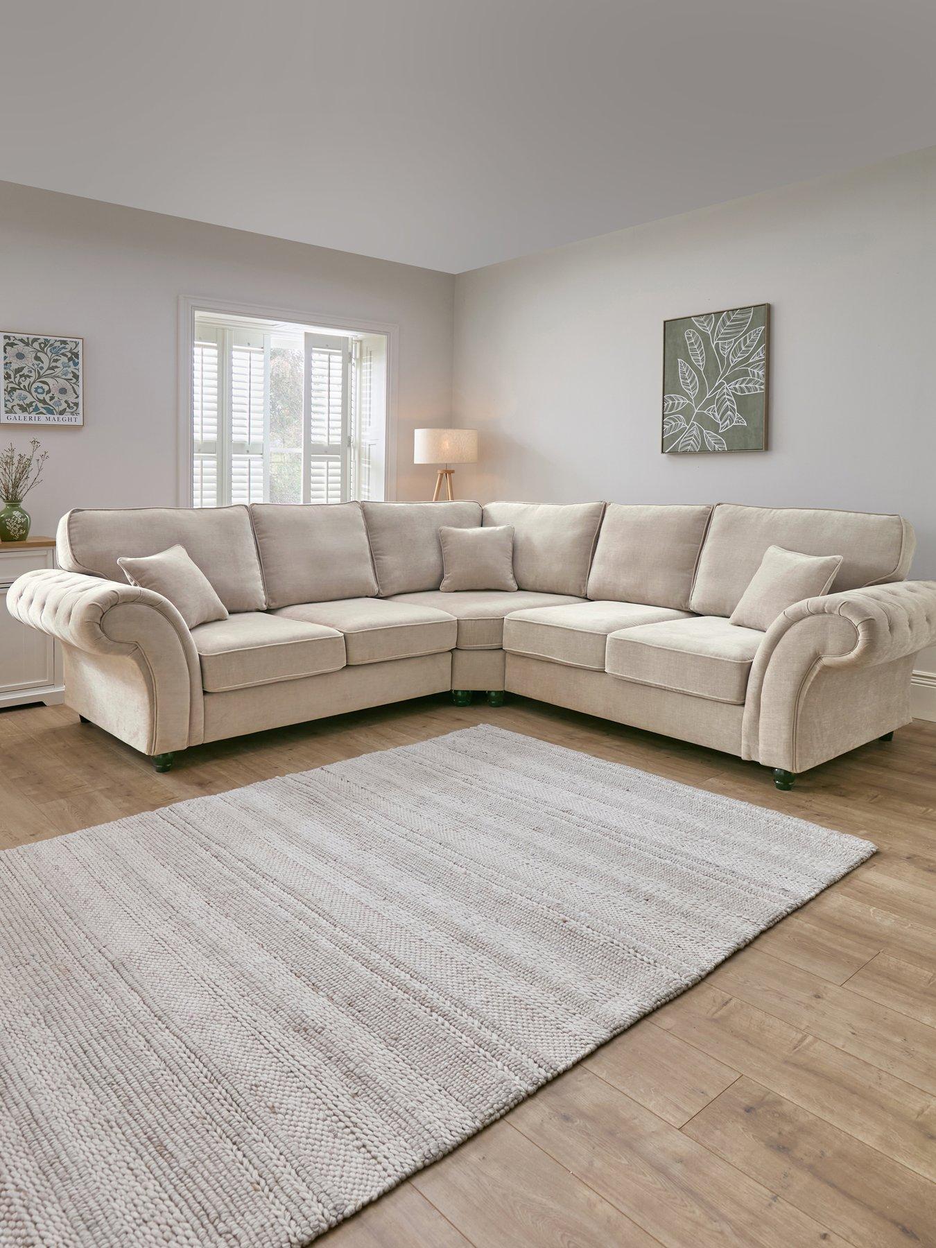 The Very Collection: Windsor Standard Corner Group