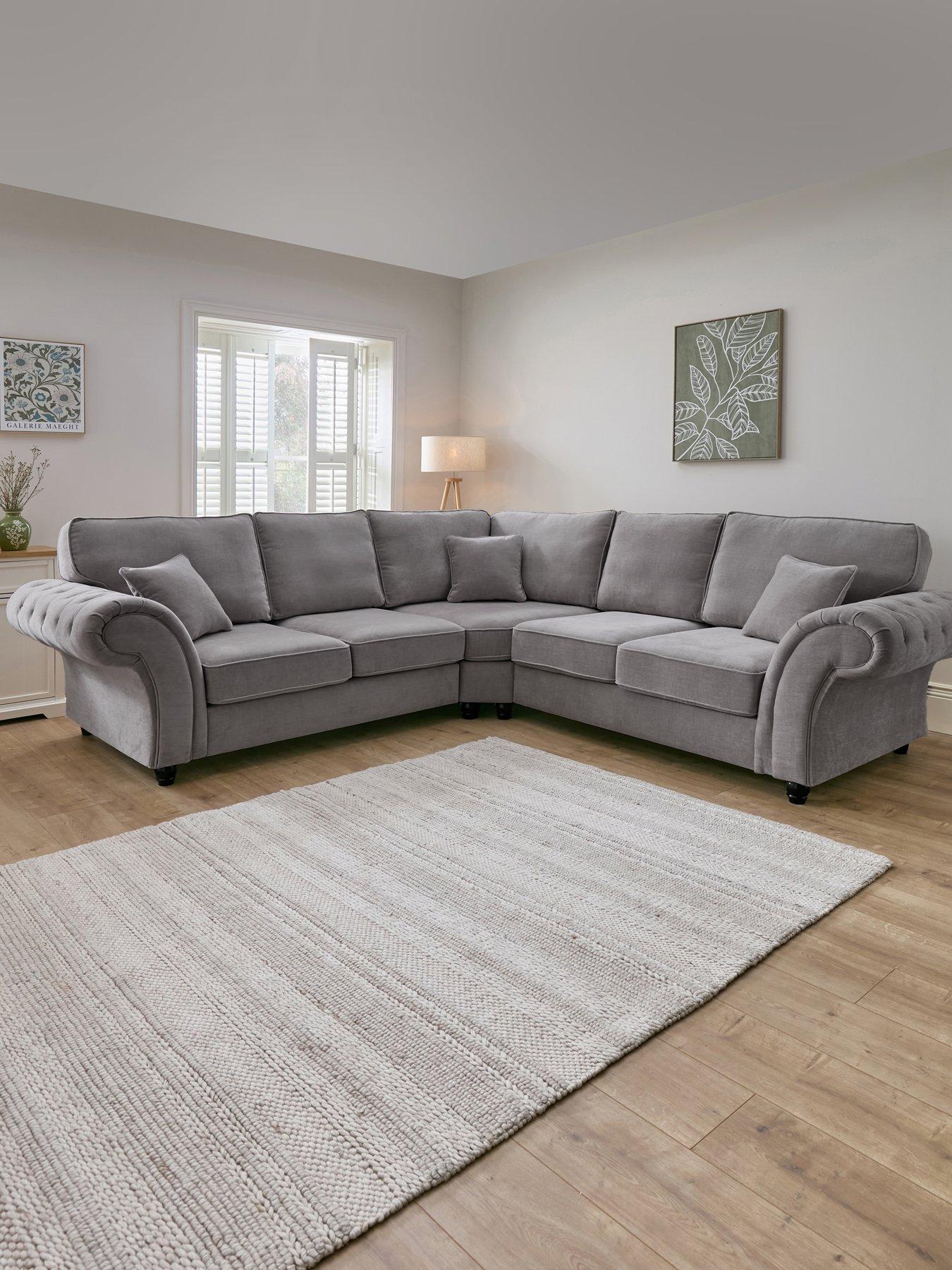 The Very Collection Windsor Standard Corner Group