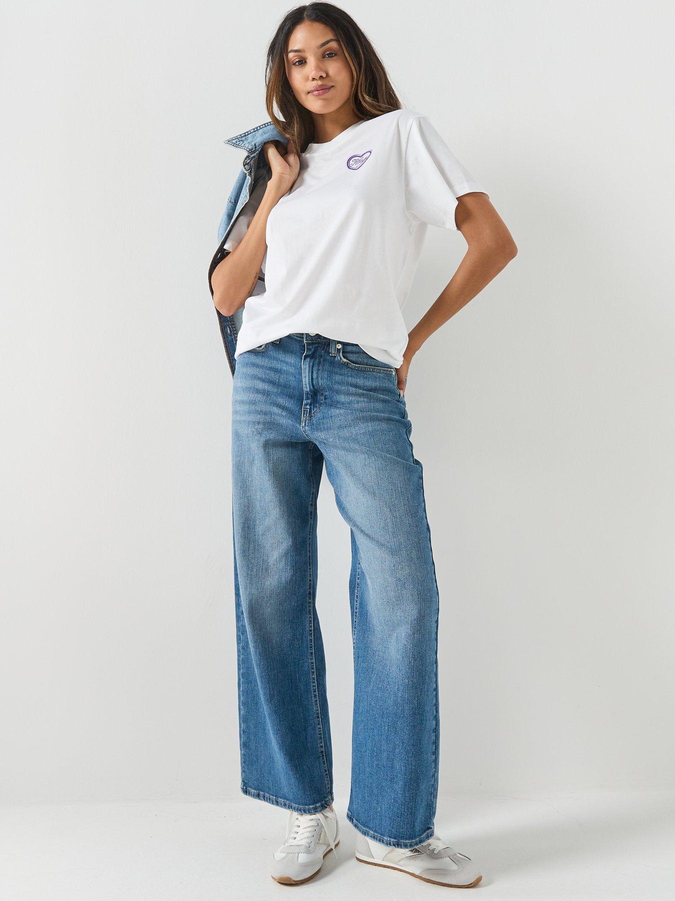 Image 3 of 5 of HUGO Vintage Tee - White