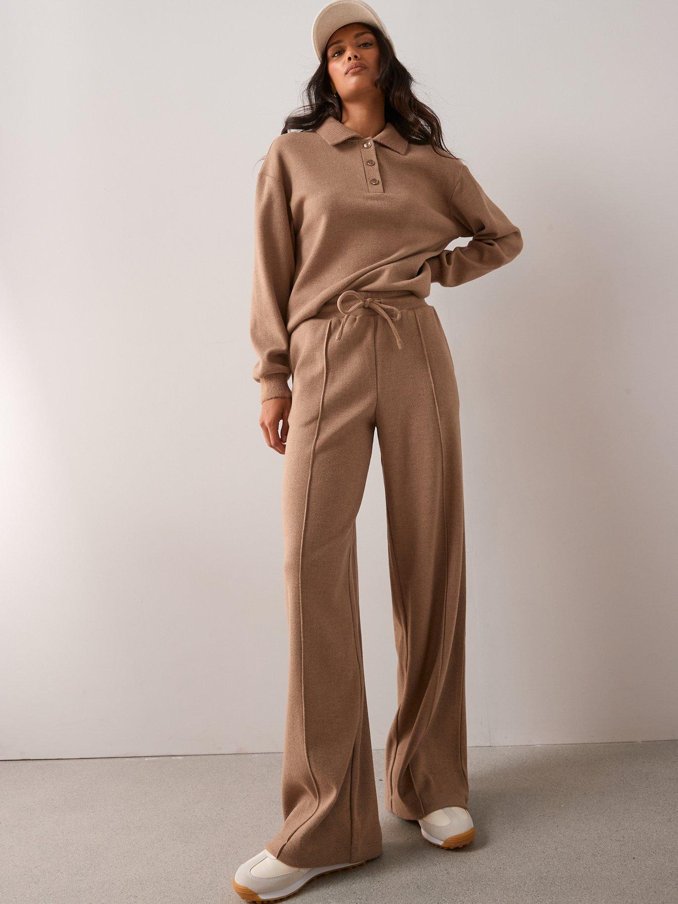 Image 5 of 6 of The Very Collection Button Through Soft Touch Co-Ord - Cream