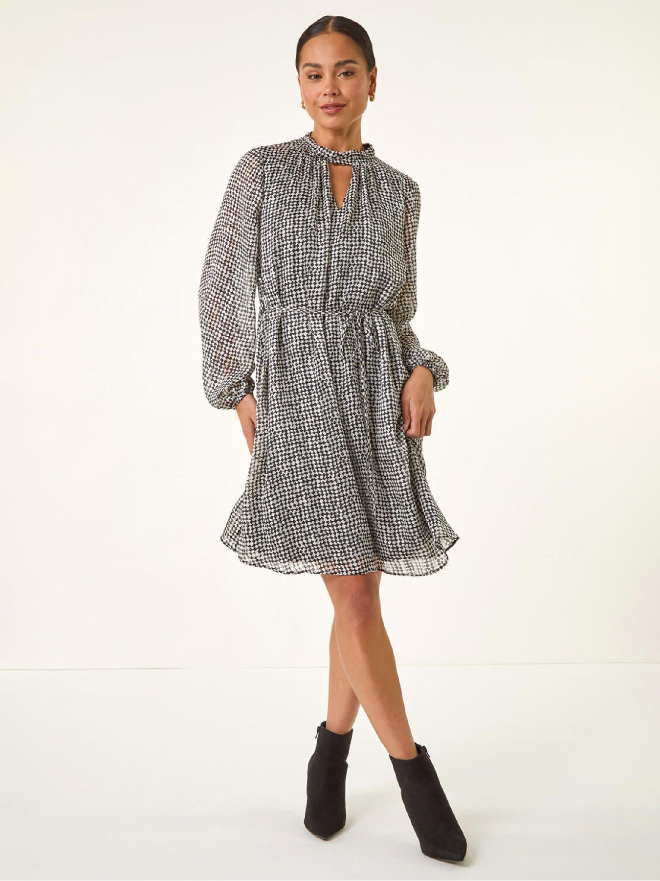 Roman Petite Geometric Keyhole Front Dress - Black